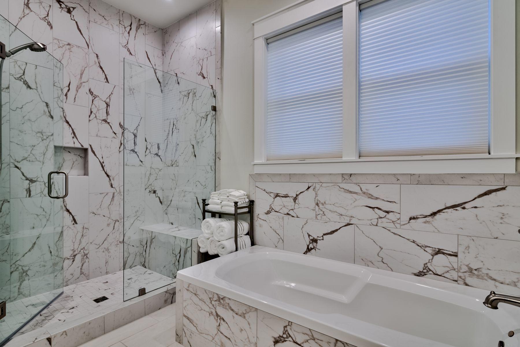 HIGHLAND PARKS - Residential