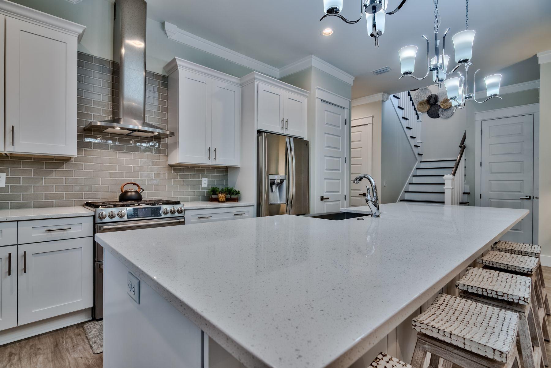 HIGHLAND PARKS - Residential