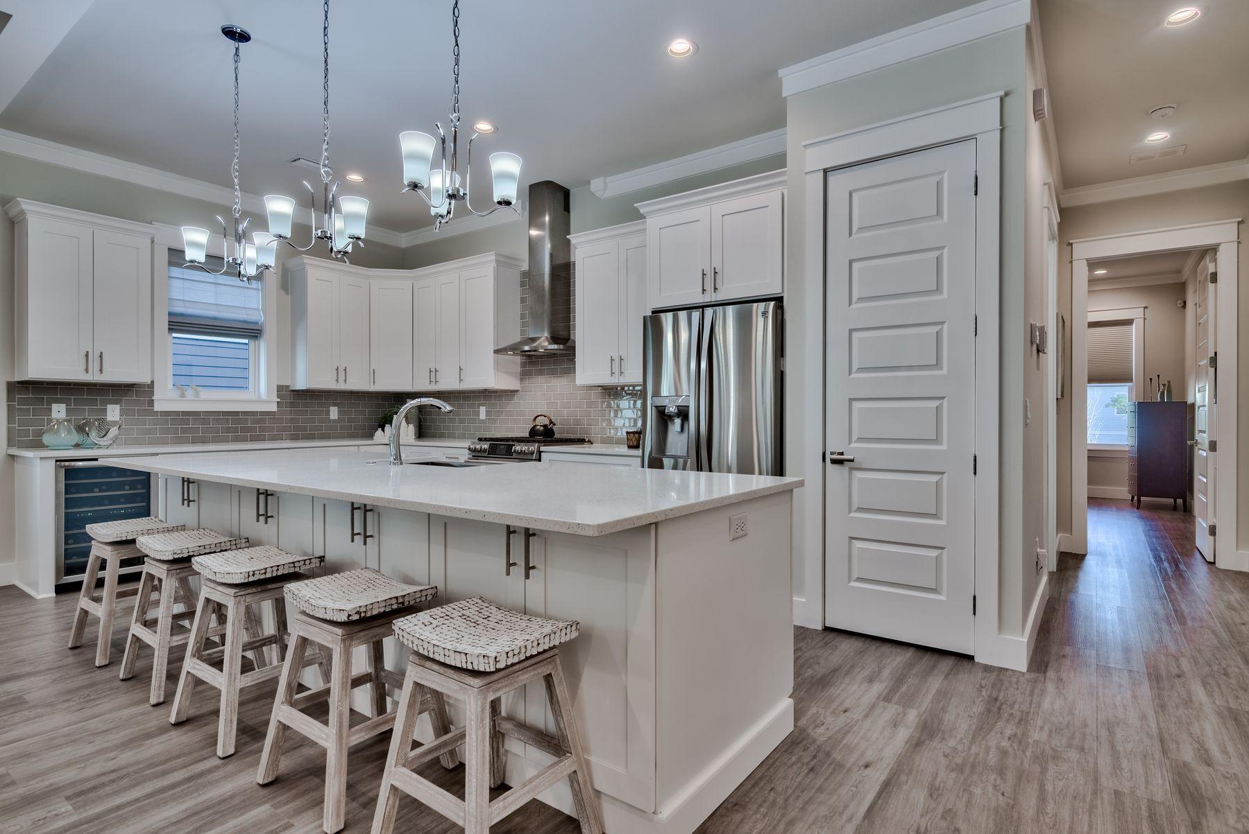 HIGHLAND PARKS - Residential