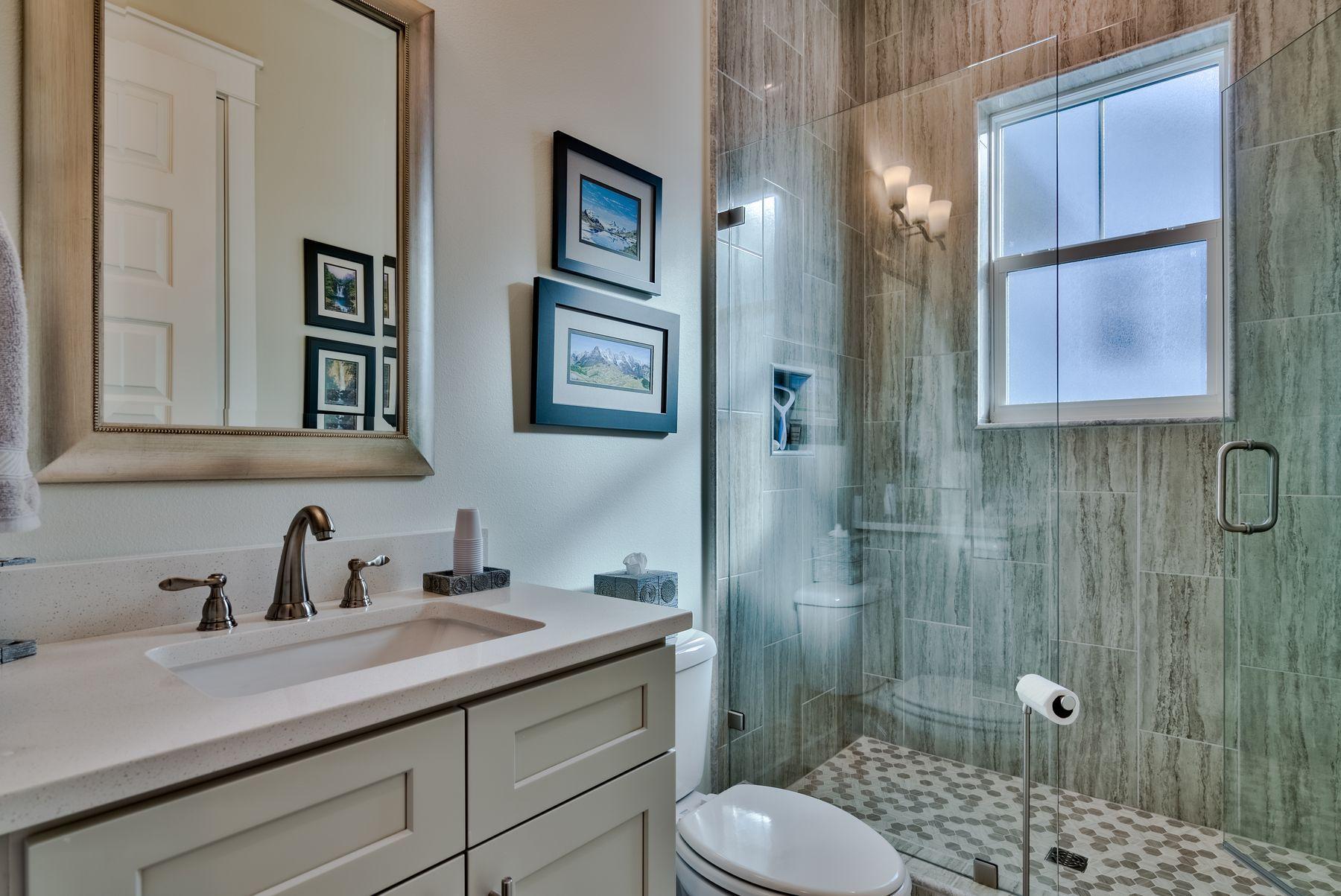 HIGHLAND PARKS - Residential