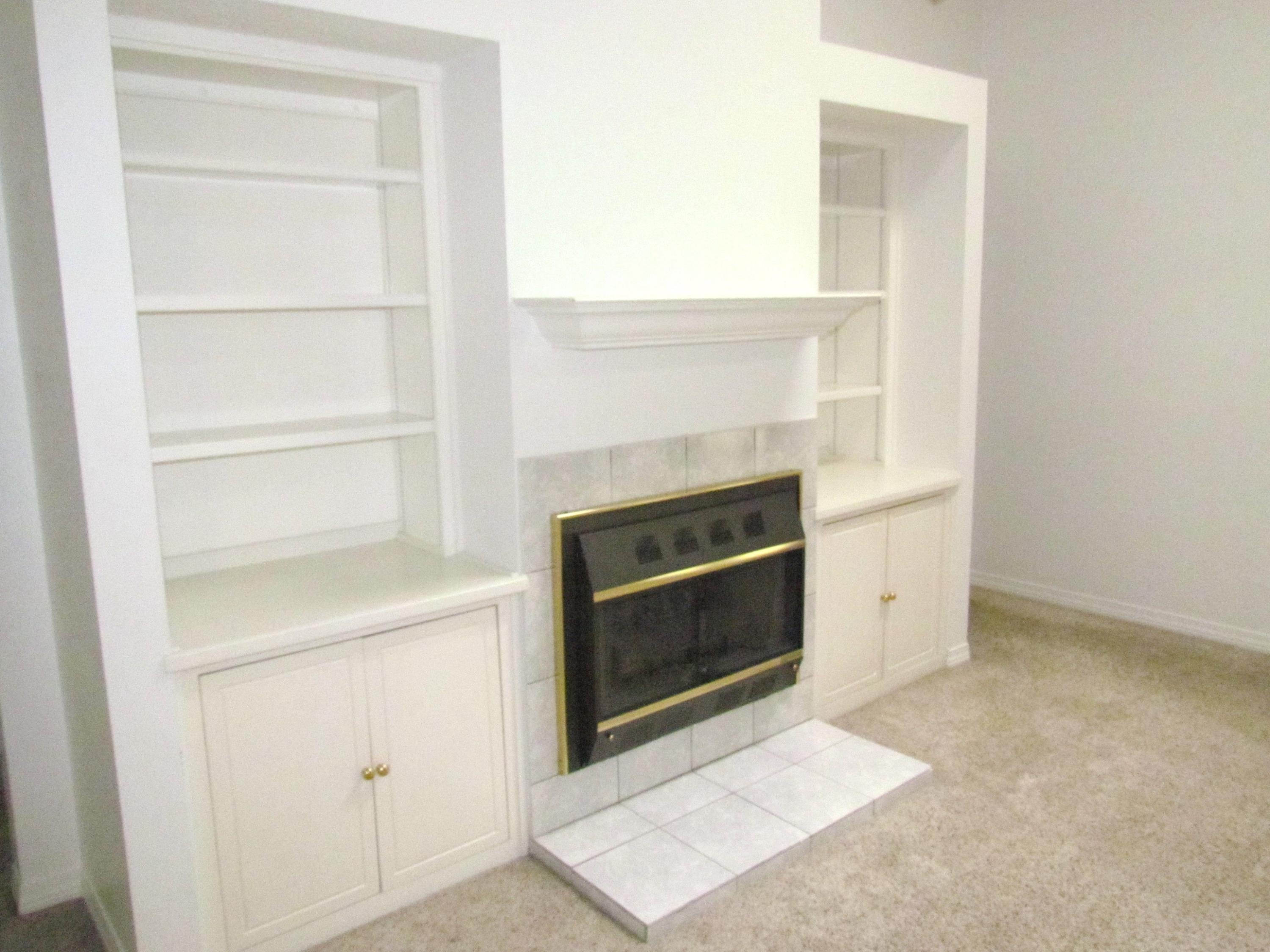 ROCKY BAYOU ESTATES 02 - Residential Lease