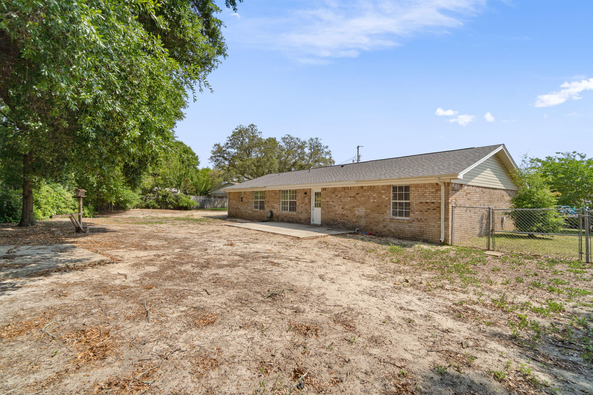 COUNTRY BREEZE ESTATES - Residential