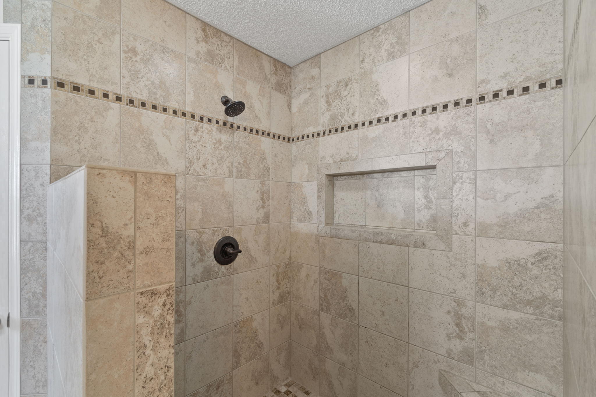 COUNTRY BREEZE ESTATES - Residential