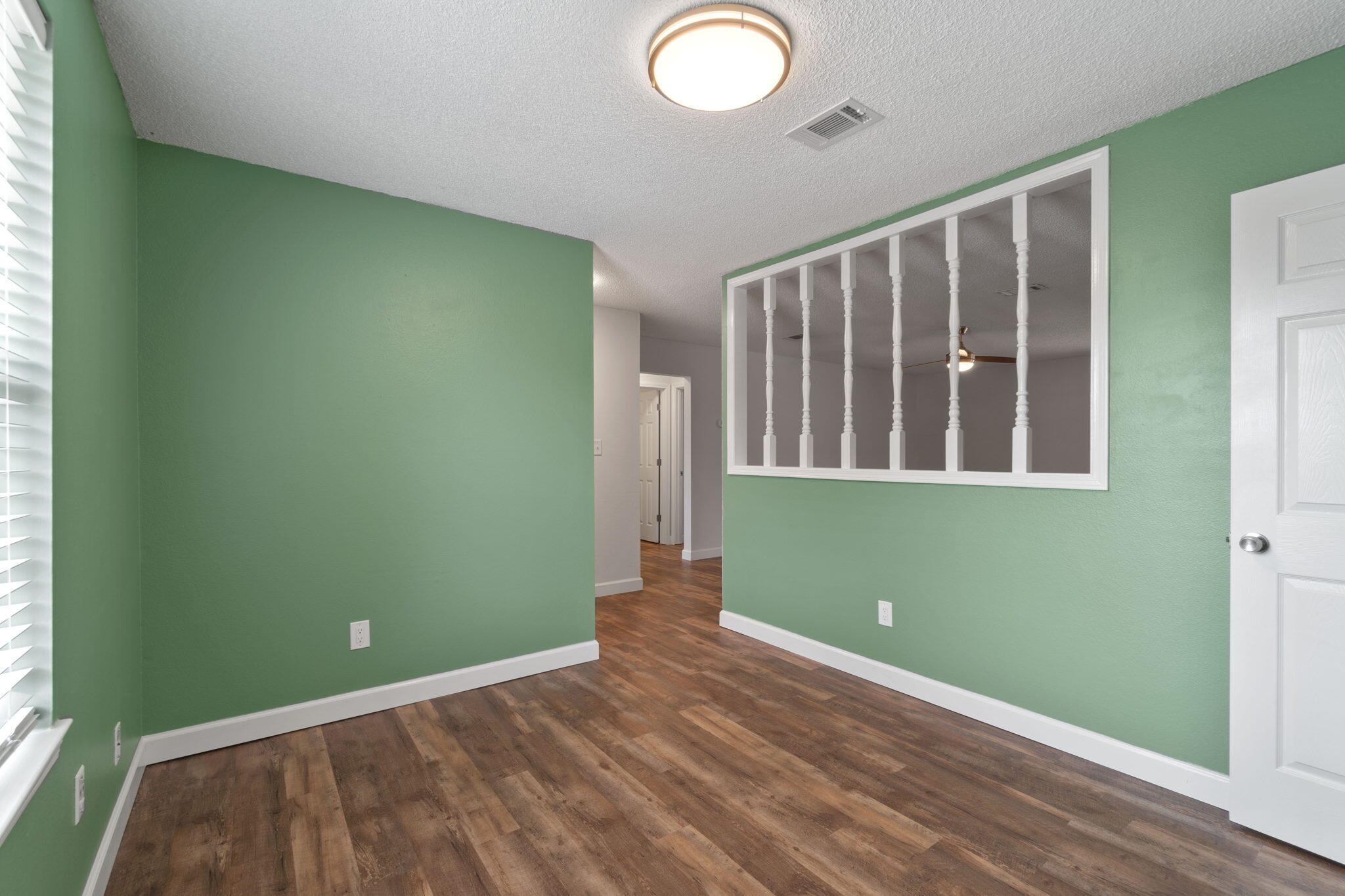 COUNTRY BREEZE ESTATES - Residential