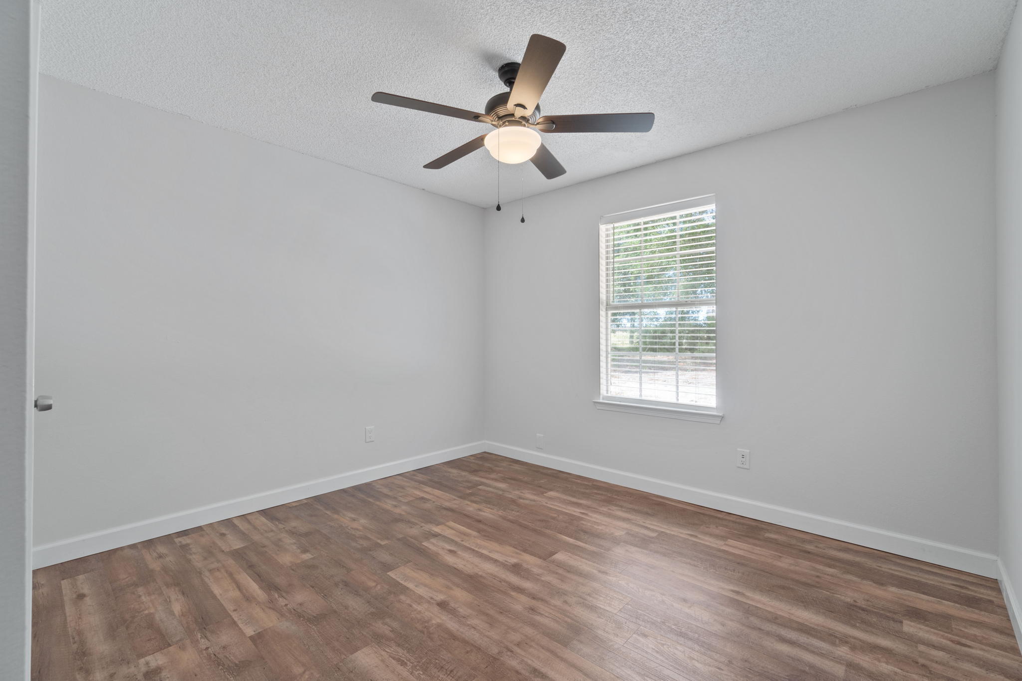 COUNTRY BREEZE ESTATES - Residential