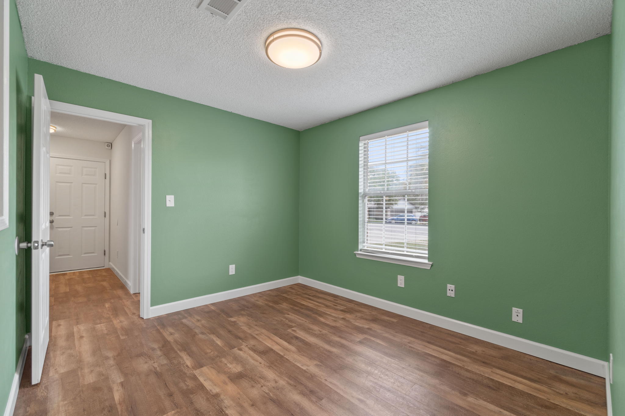 COUNTRY BREEZE ESTATES - Residential