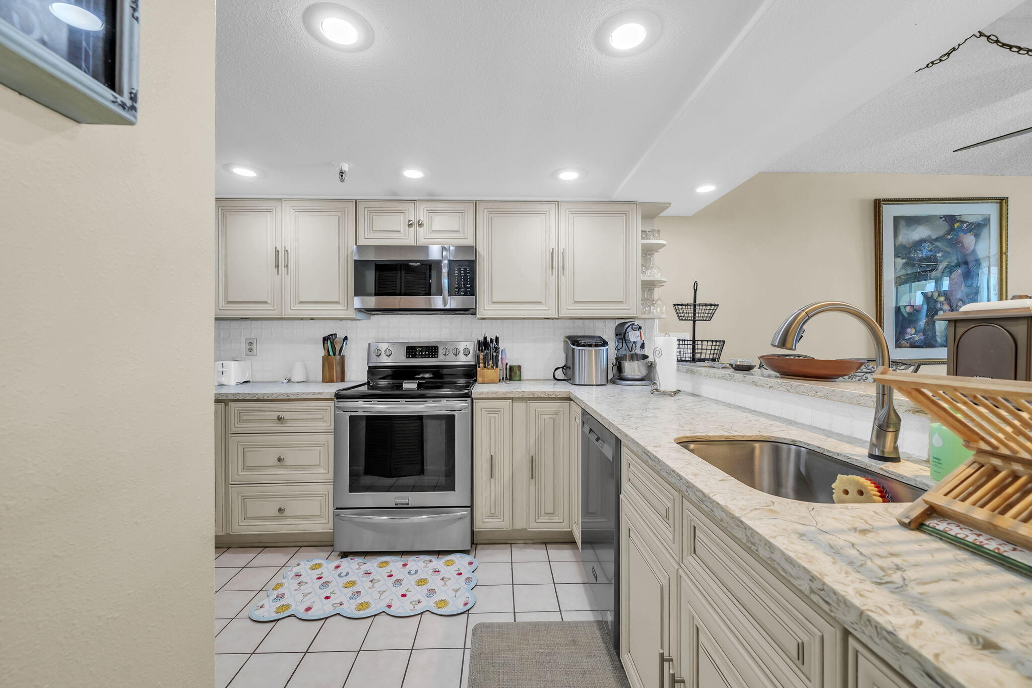 BREAKERS OF FWB PH 2 - Residential