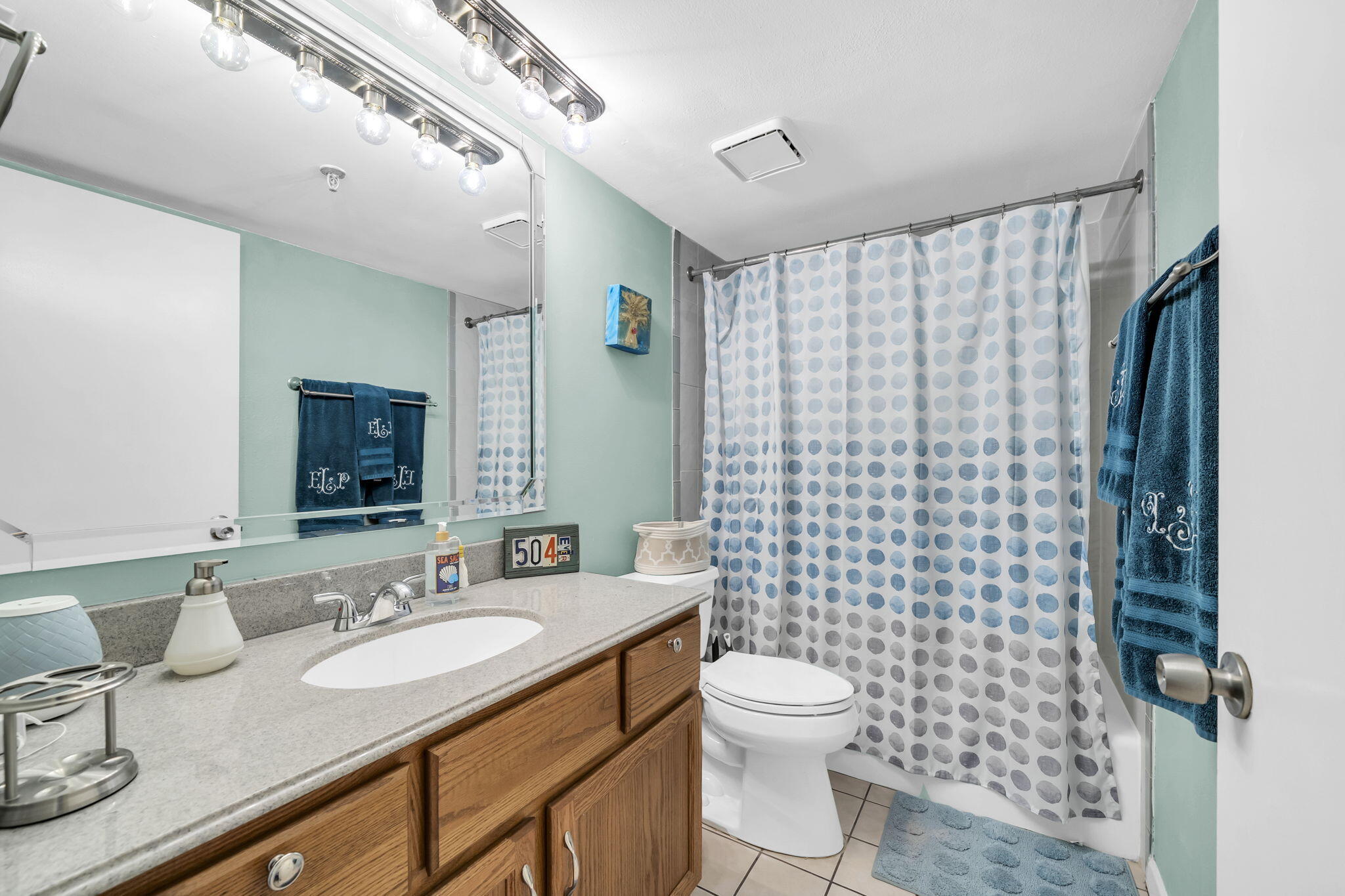 BREAKERS OF FWB PH 2 - Residential