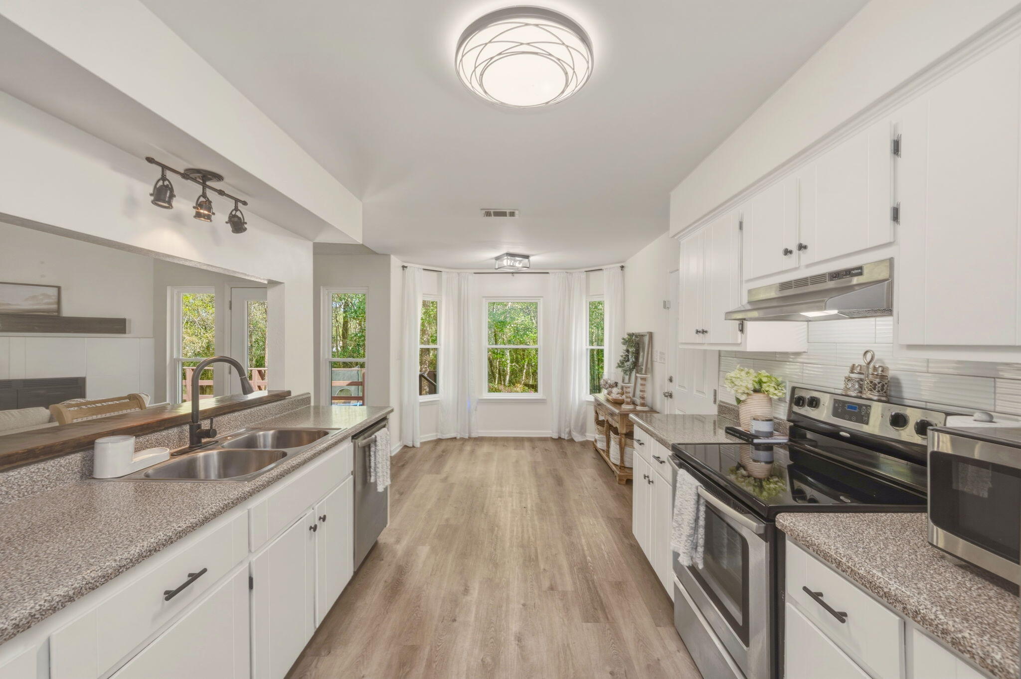 PAGE PLACE 2 - Residential