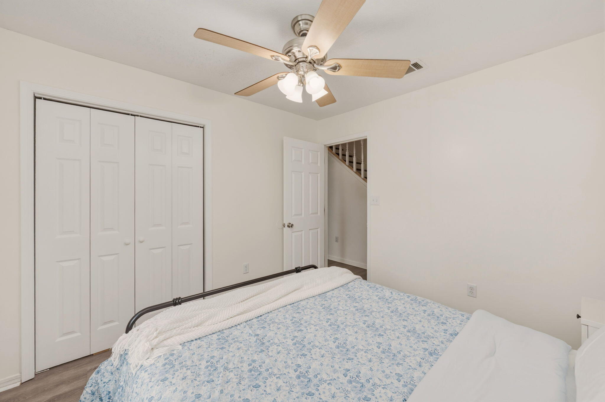 PAGE PLACE 2 - Residential