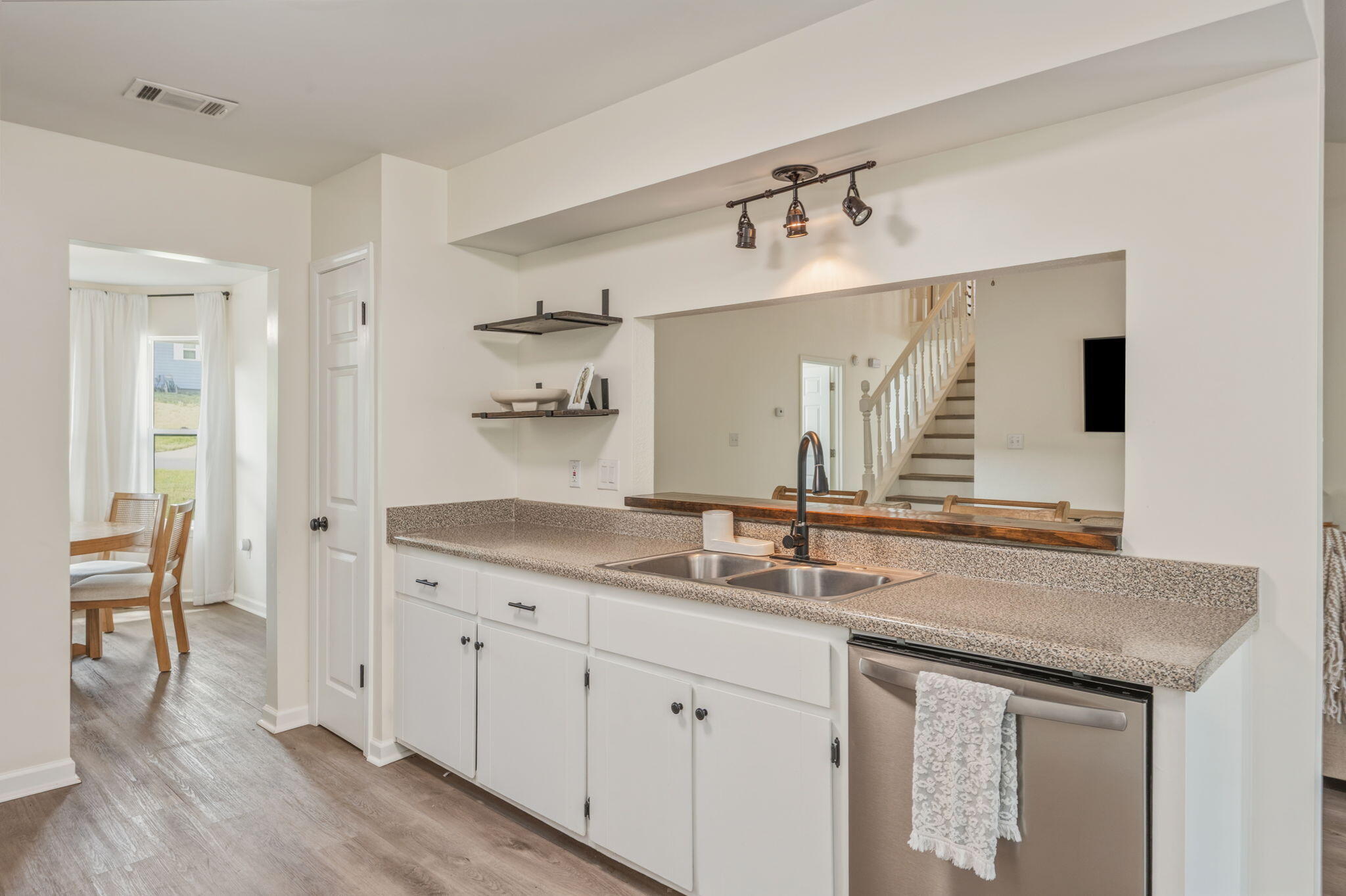 PAGE PLACE 2 - Residential