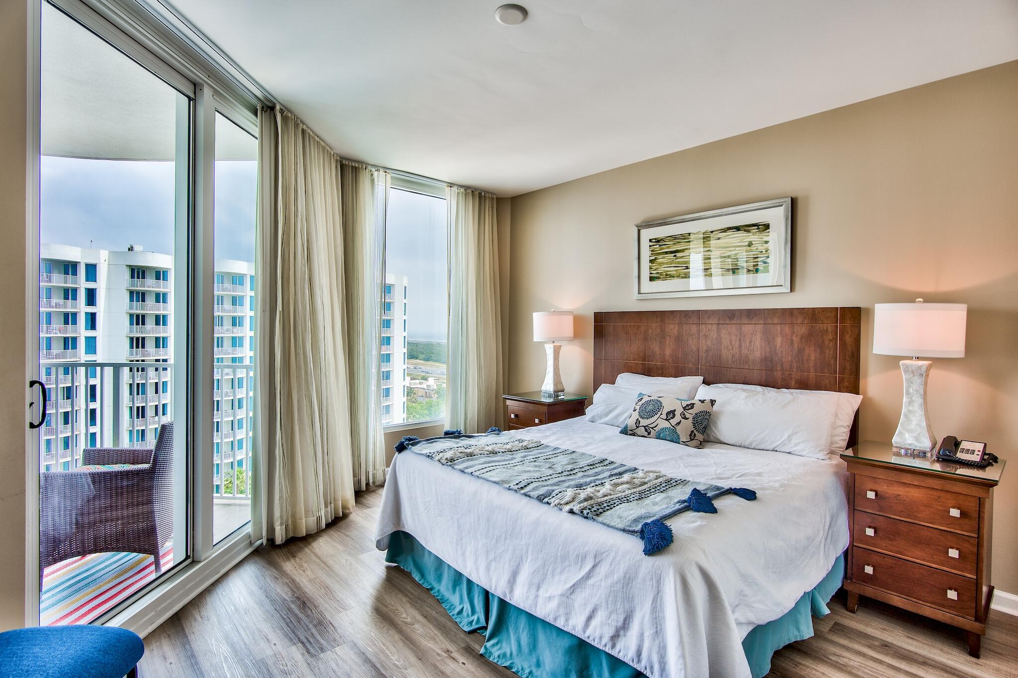 THE PALMS OF DESTIN - Residential