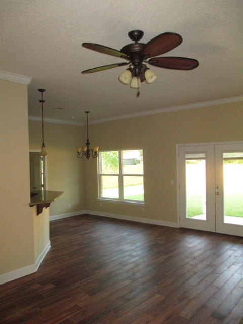 CRESENT SHORES - Residential