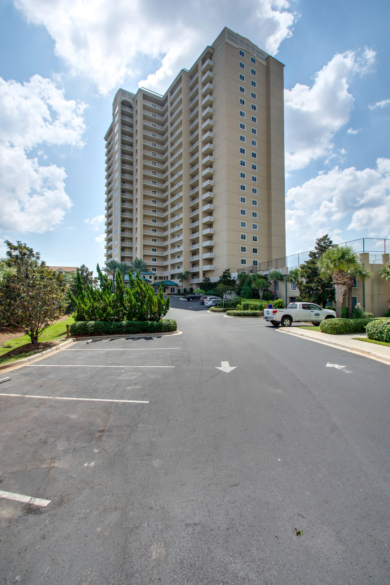 GRAND DUNES - SOUTH TOWER - Residential