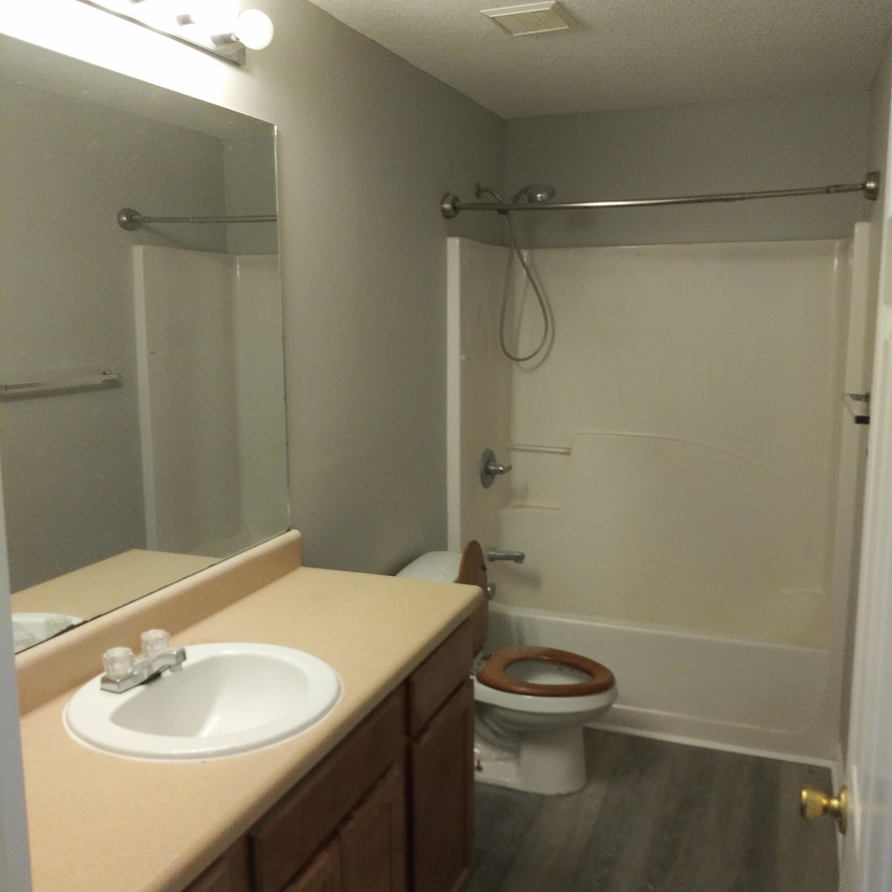 Miranda Apartments - Residential Lease