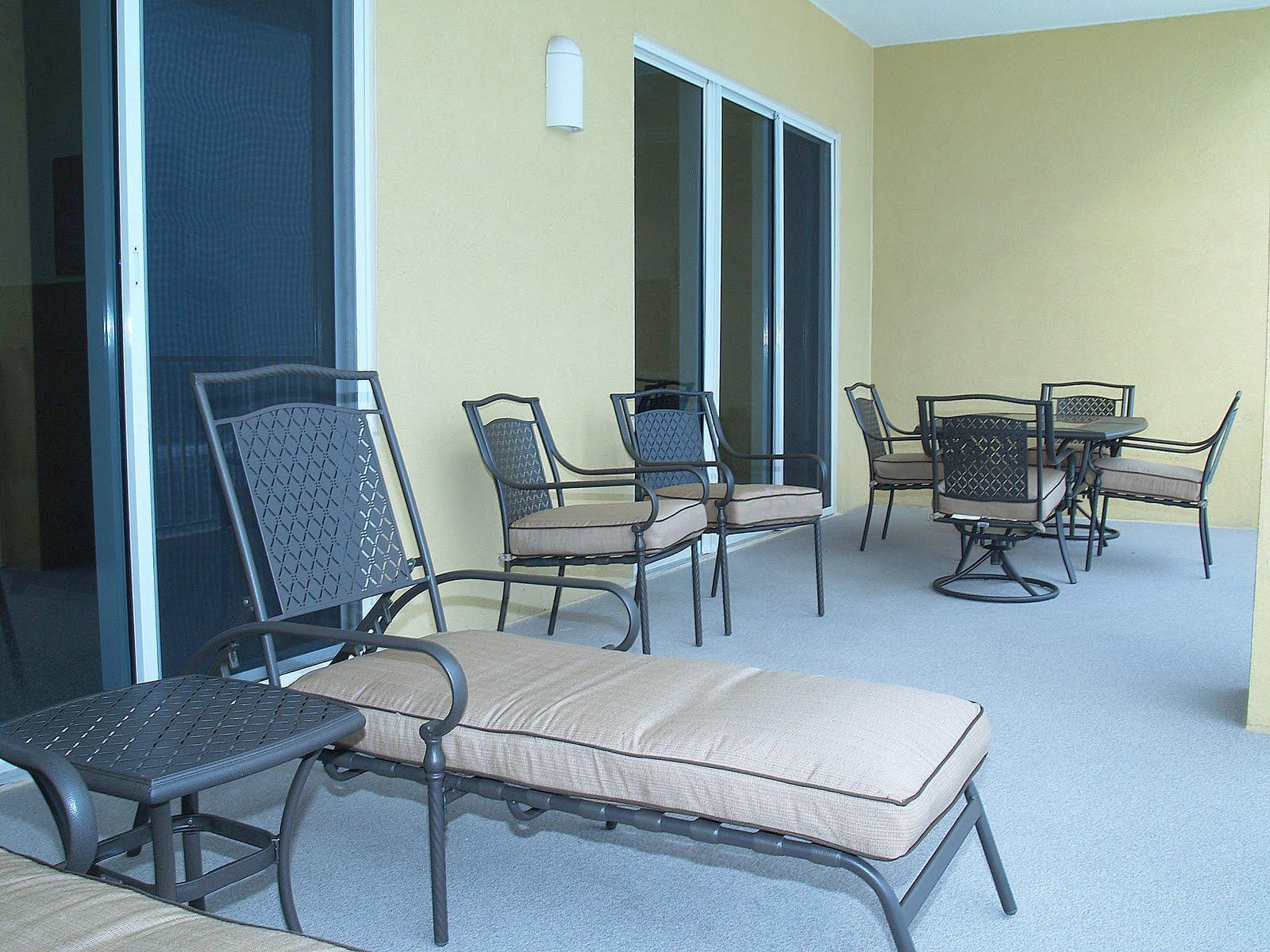 TROPIC WINDS - Residential