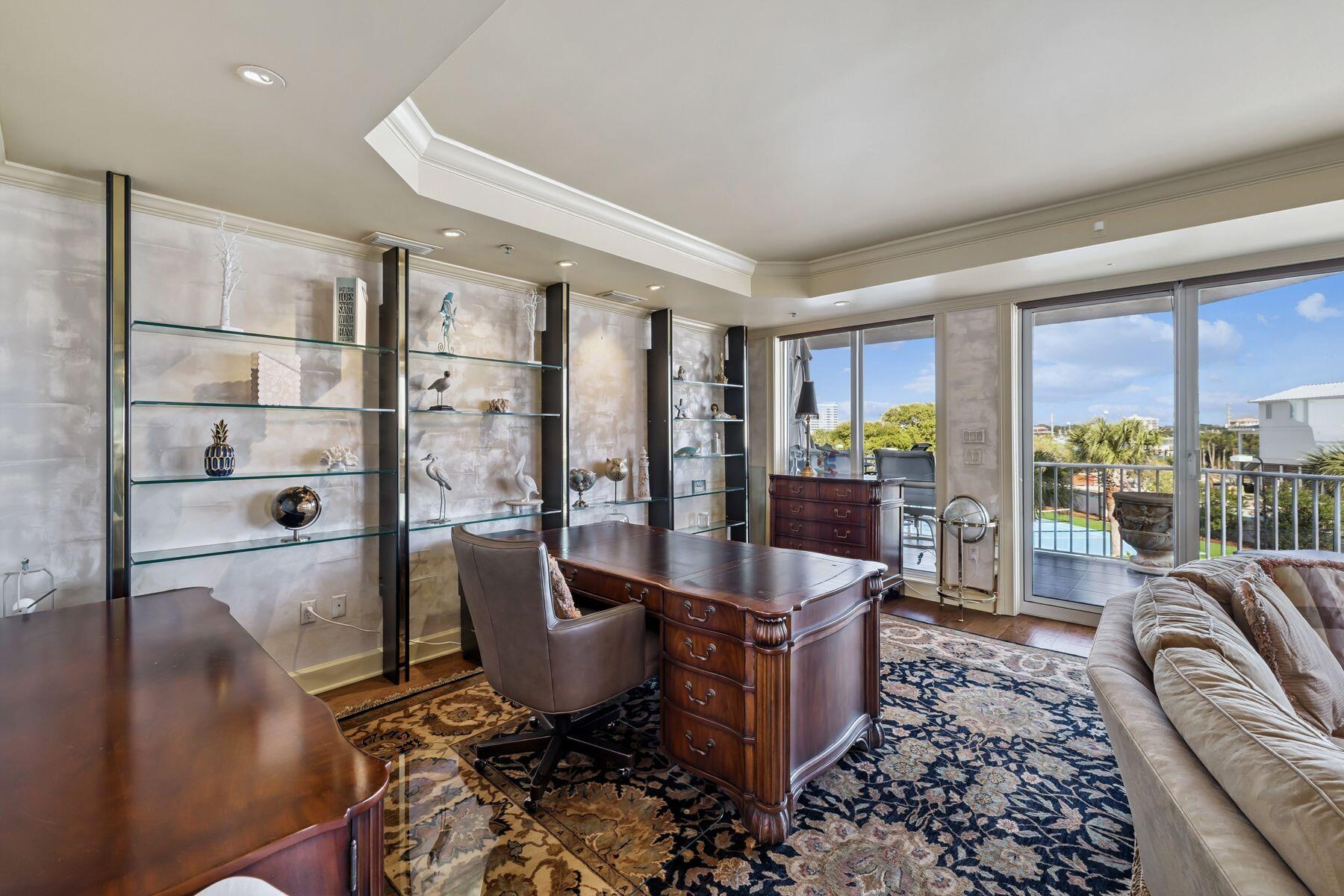 THE ULTIMATE CONDO - Residential