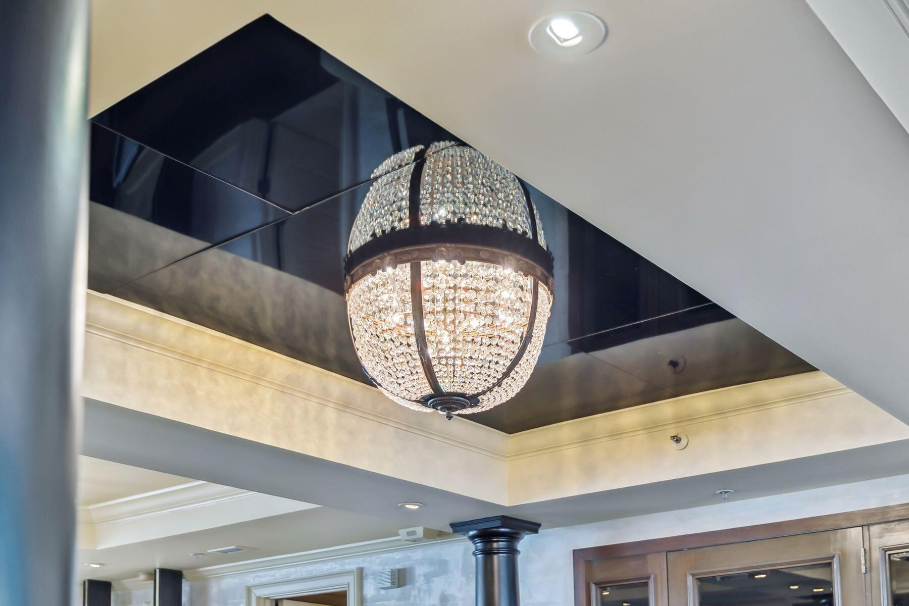 THE ULTIMATE CONDO - Residential