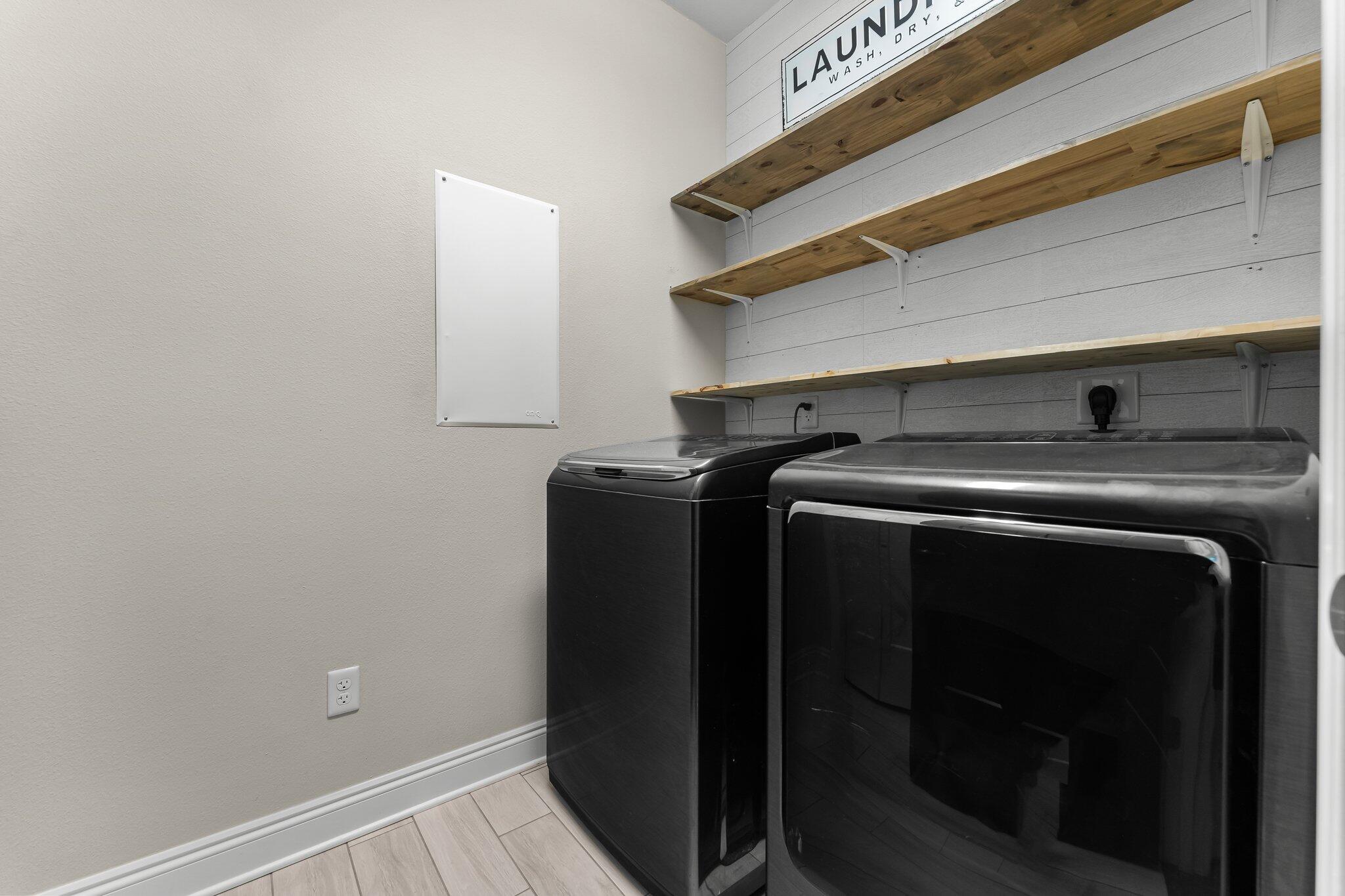 CROSS CREEK - Residential Lease