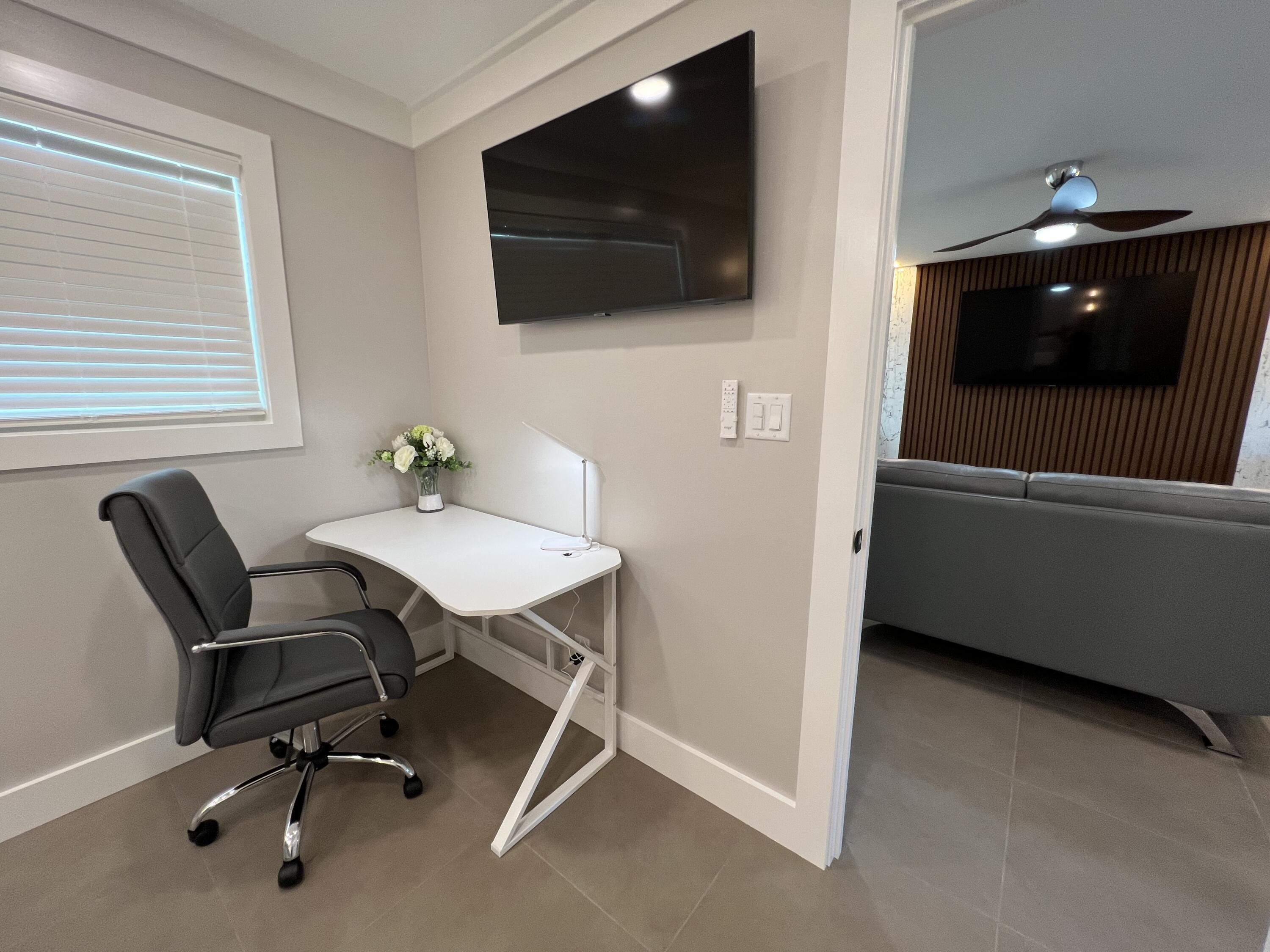 ISLAND GARDENS CONDO - Residential