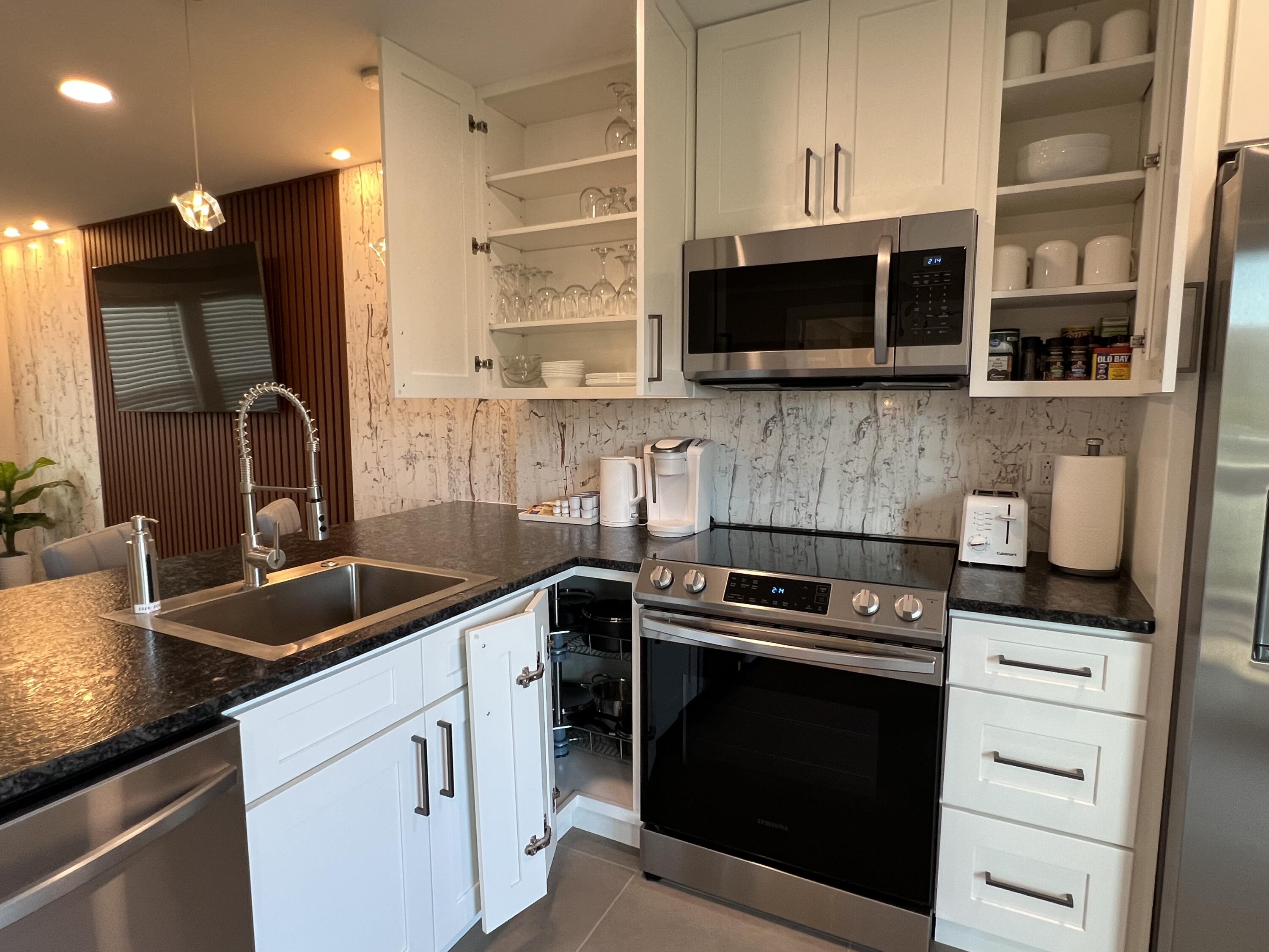 ISLAND GARDENS CONDO - Residential