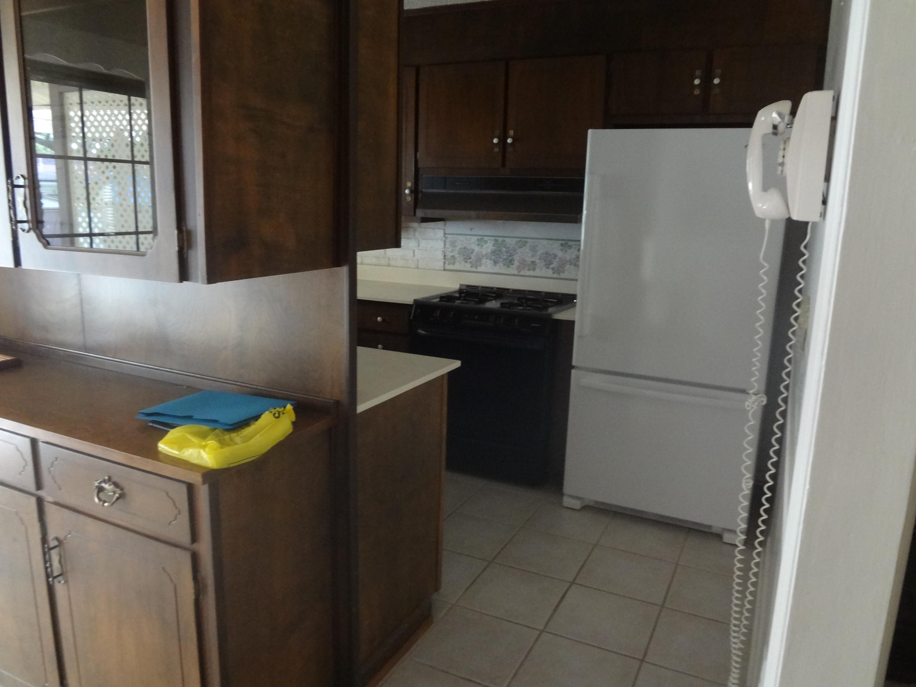 CAROL ANNE MANOR - Residential