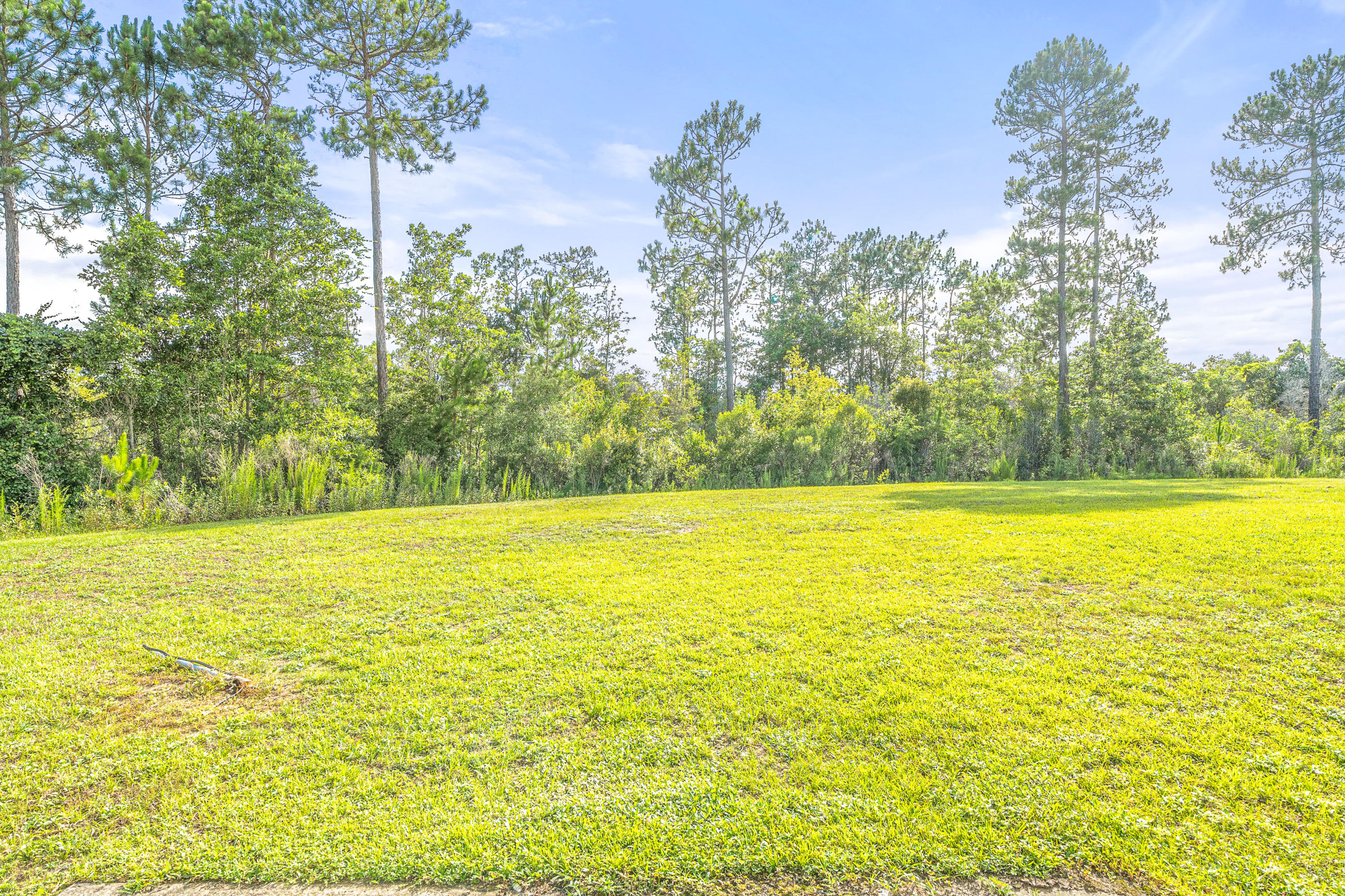 ROLLING PINES - Residential Lease