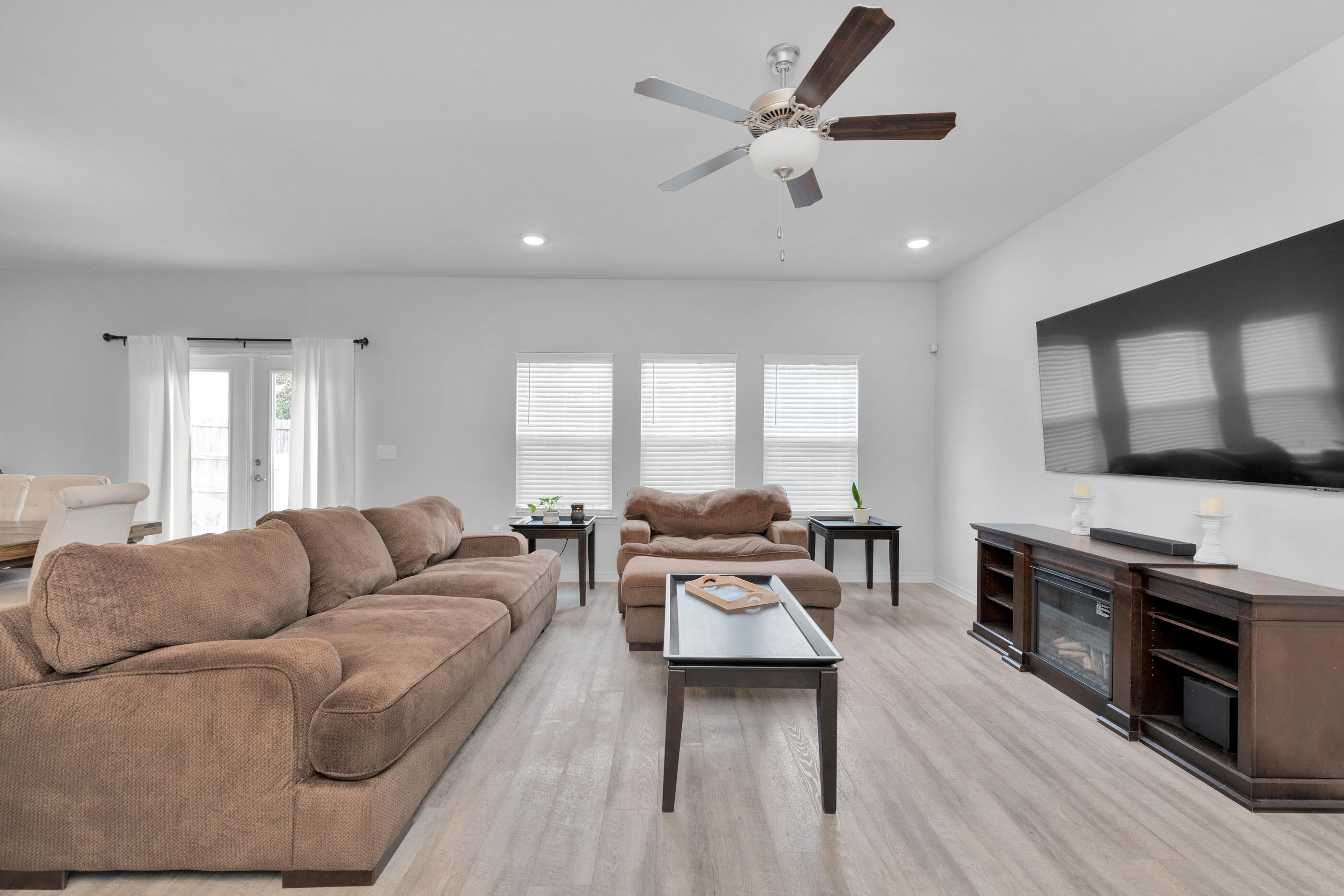 THE COTTAGES AT SANDY RIDGE - Residential