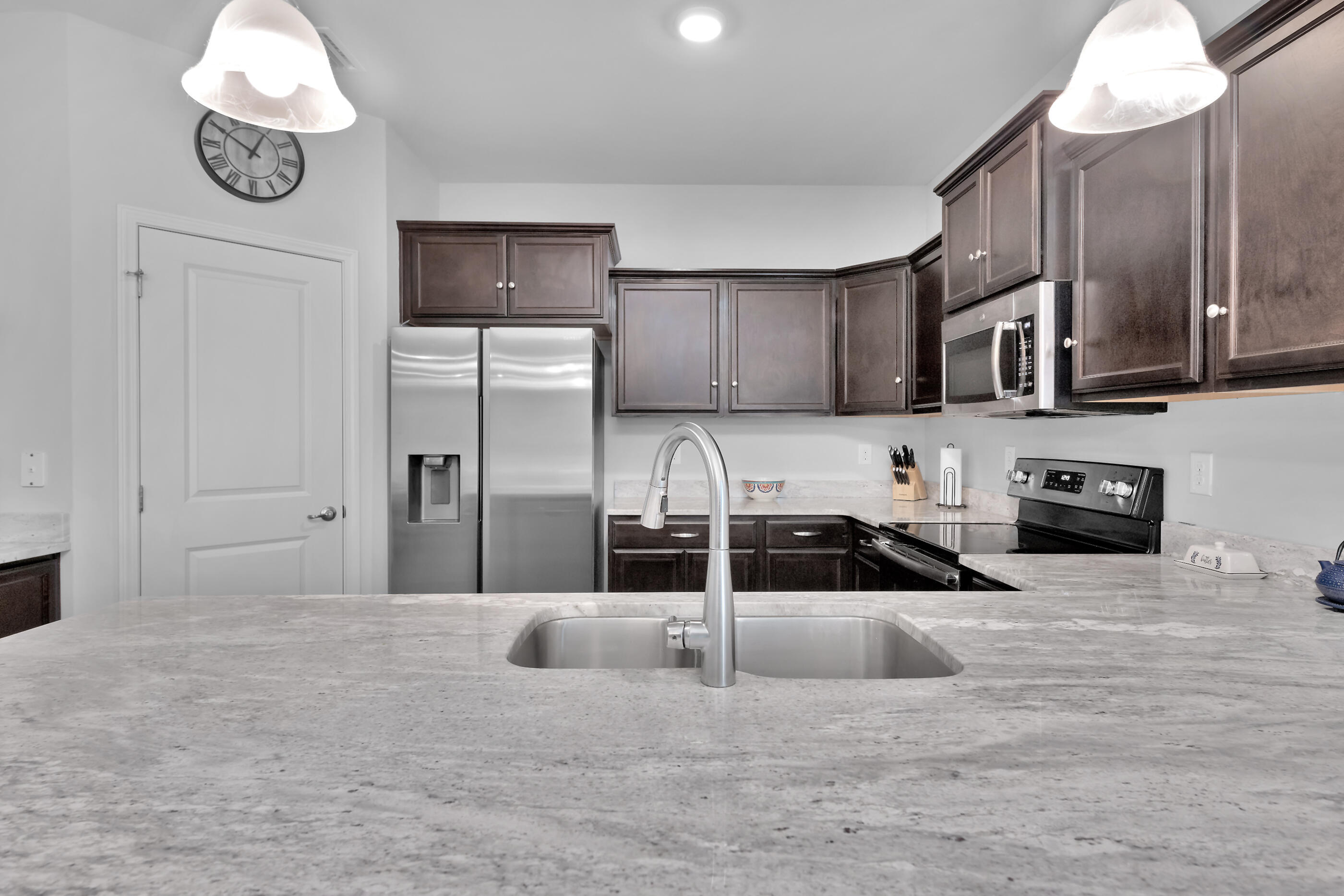 THE COTTAGES AT SANDY RIDGE - Residential