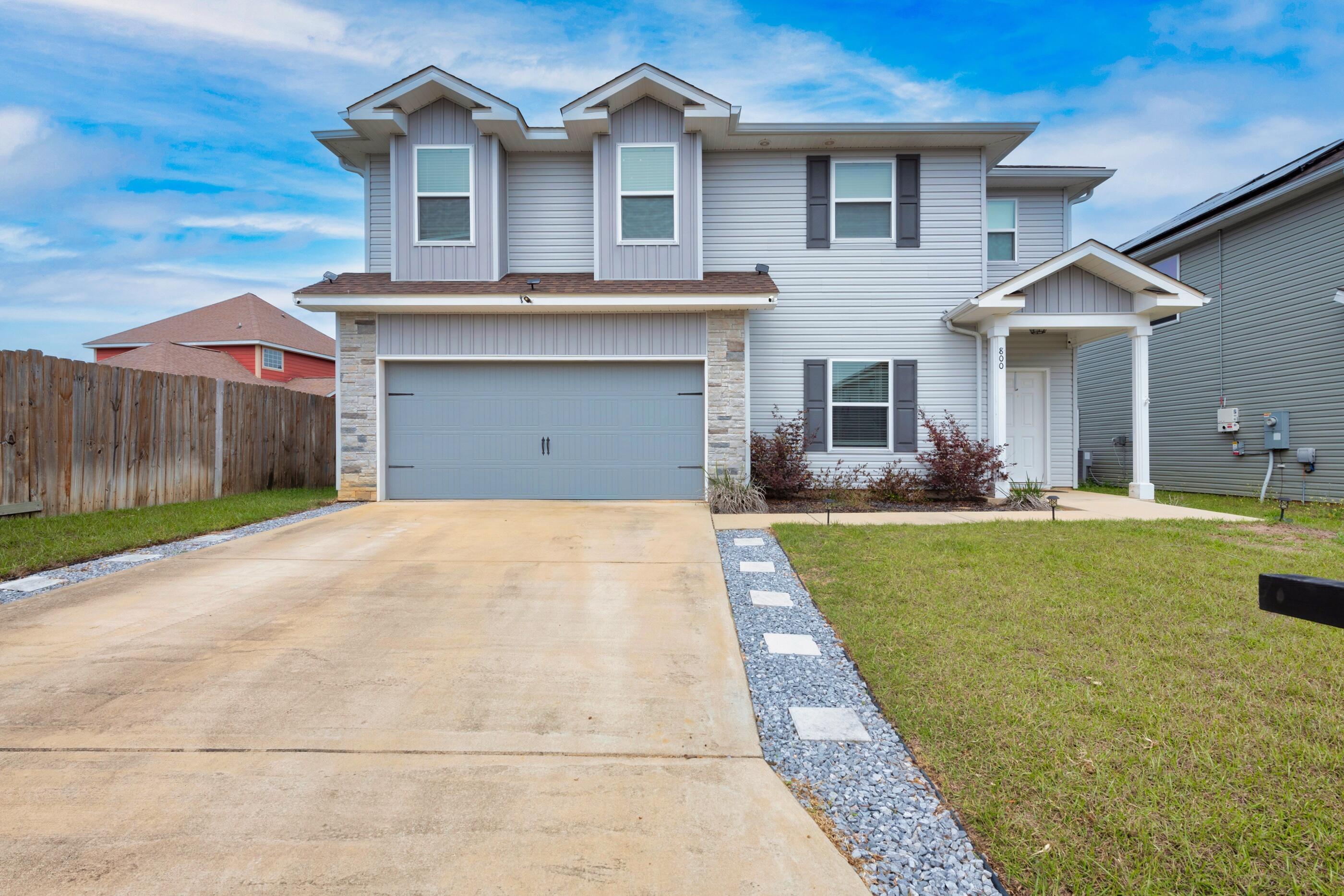 THE COTTAGES AT SANDY RIDGE - Residential