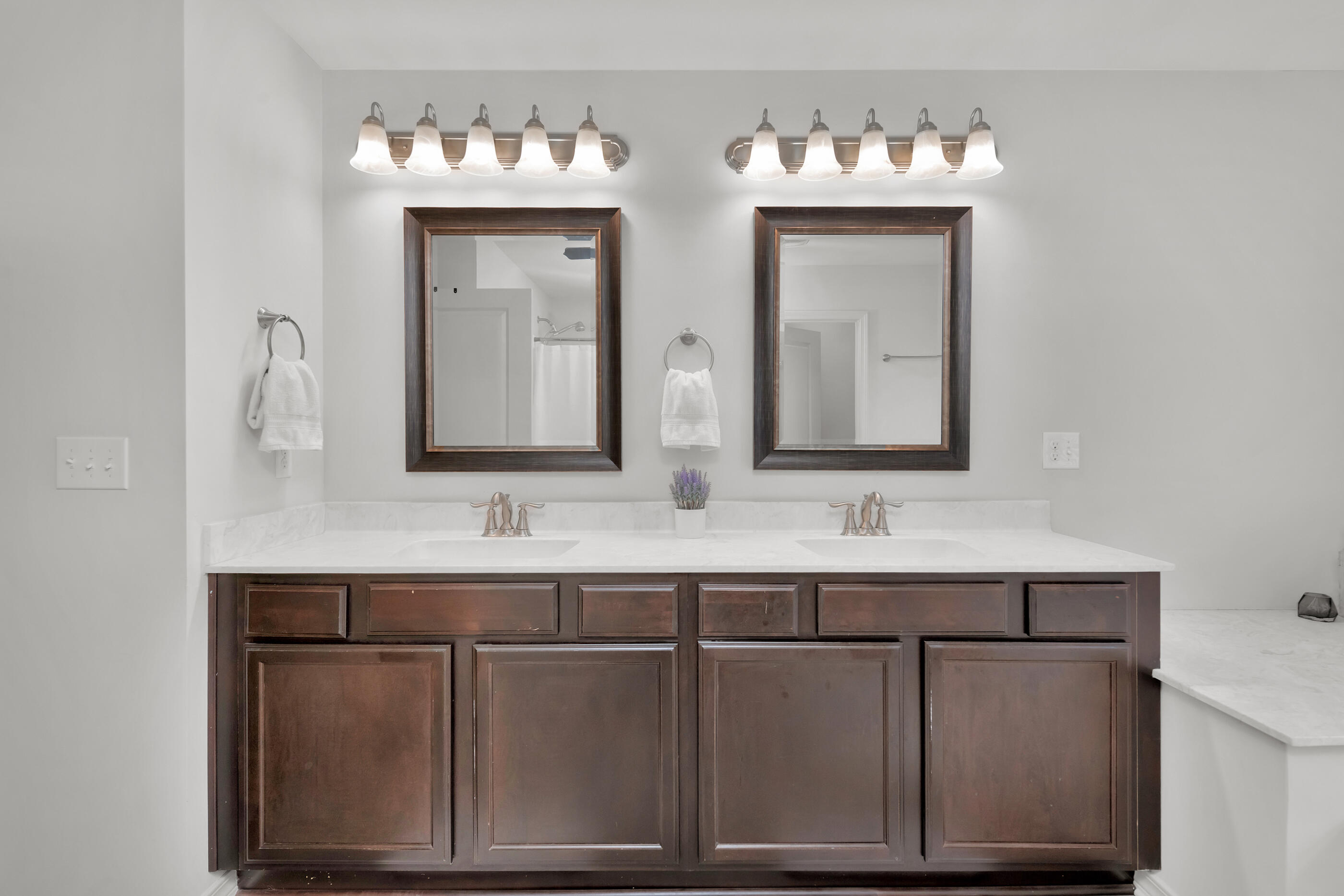 THE COTTAGES AT SANDY RIDGE - Residential