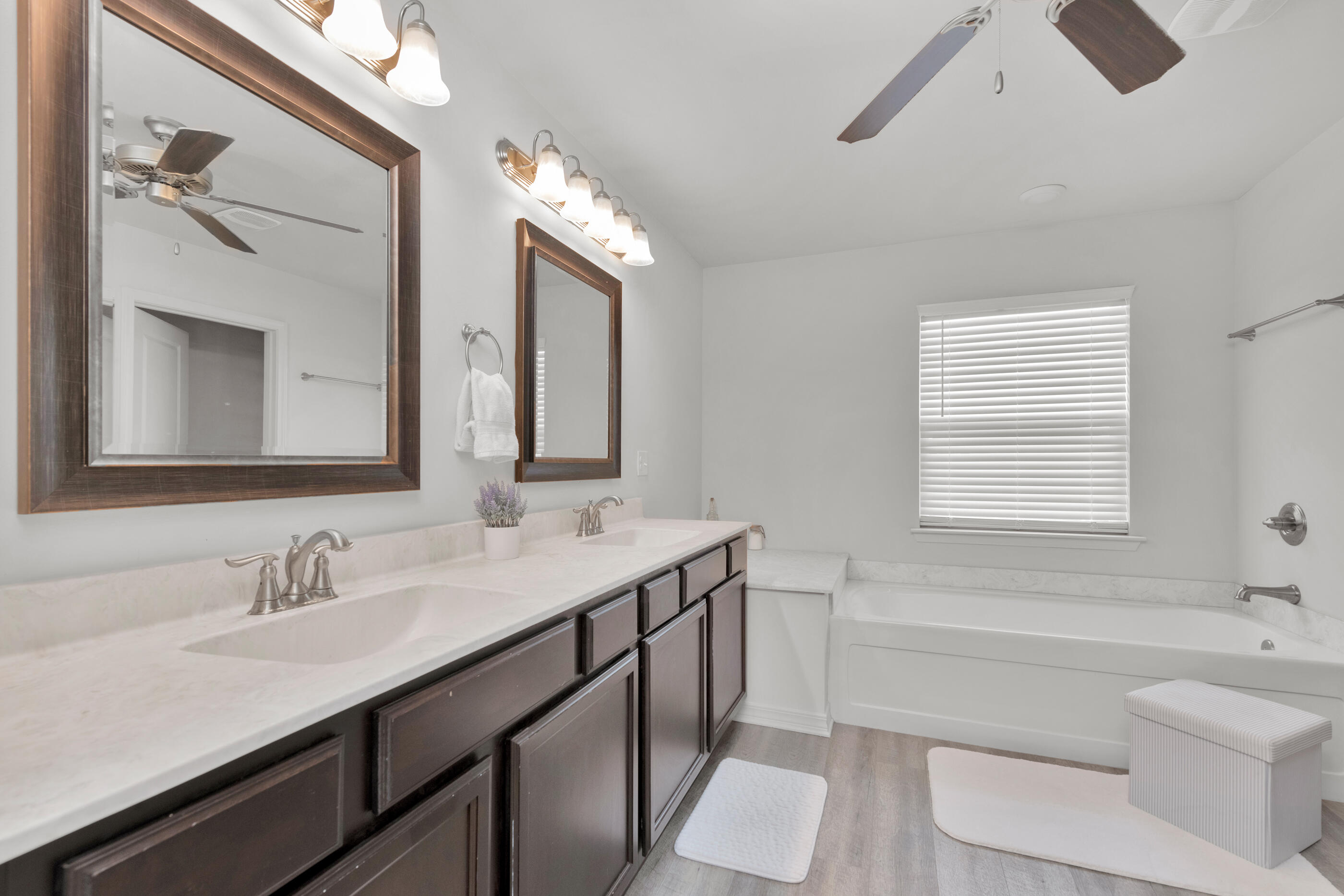 THE COTTAGES AT SANDY RIDGE - Residential