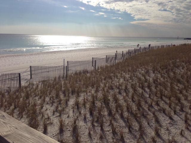 Jetty East Condominium - Residential