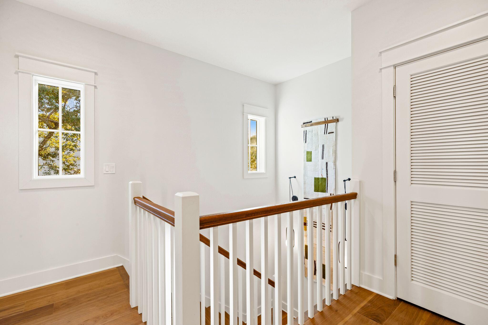 MAGNOLIA COTTAGES - Residential