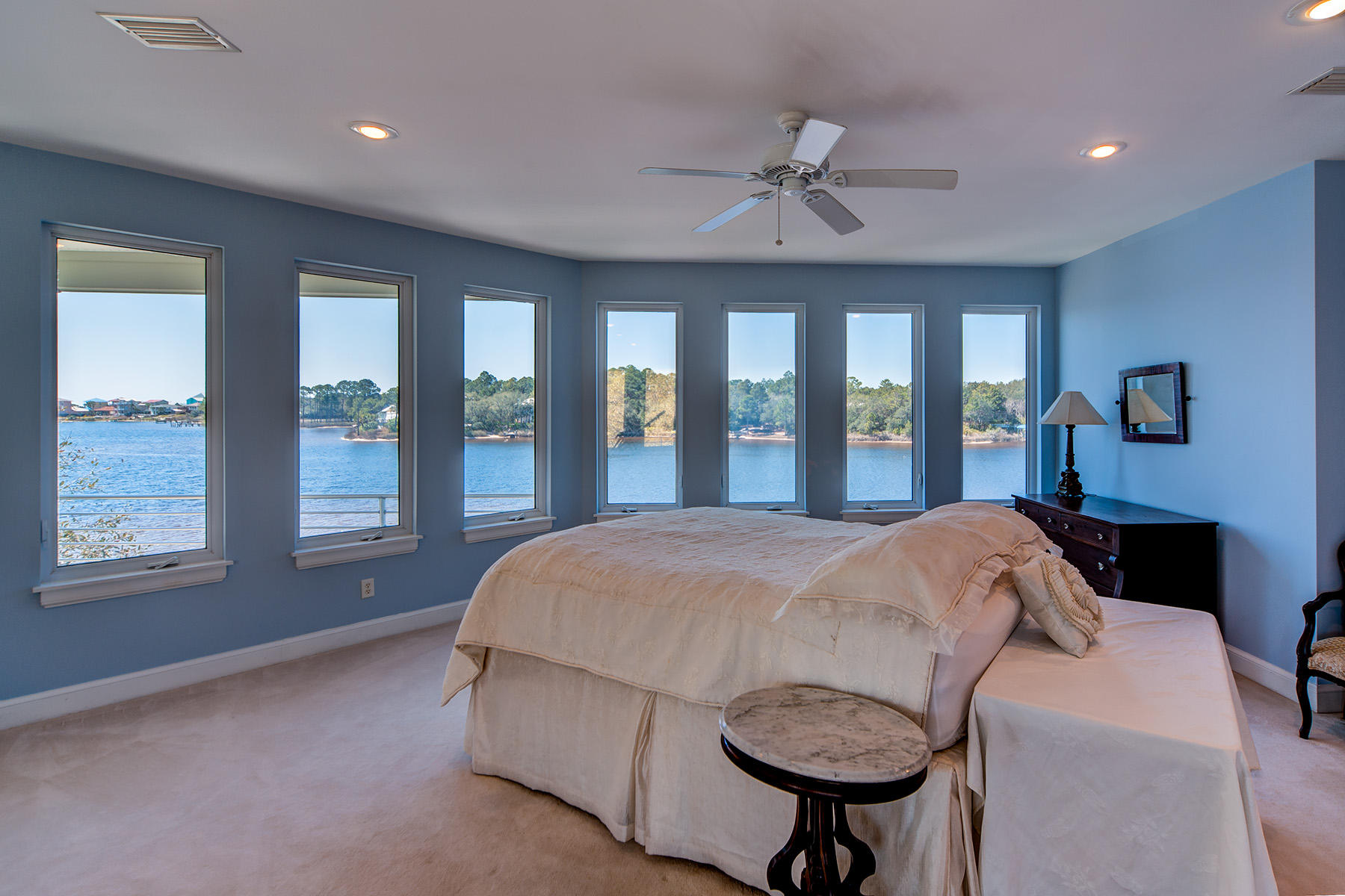 LAKEWOOD POINTE ESTATES - Residential