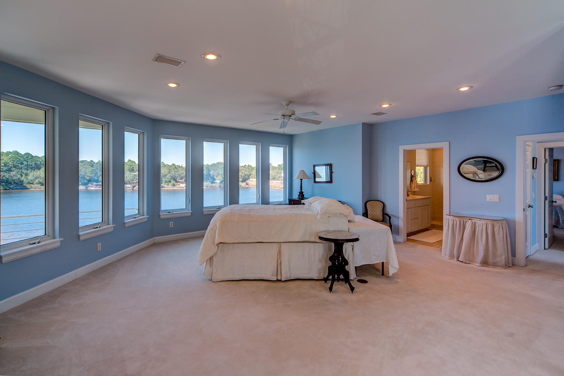 LAKEWOOD POINTE ESTATES - Residential