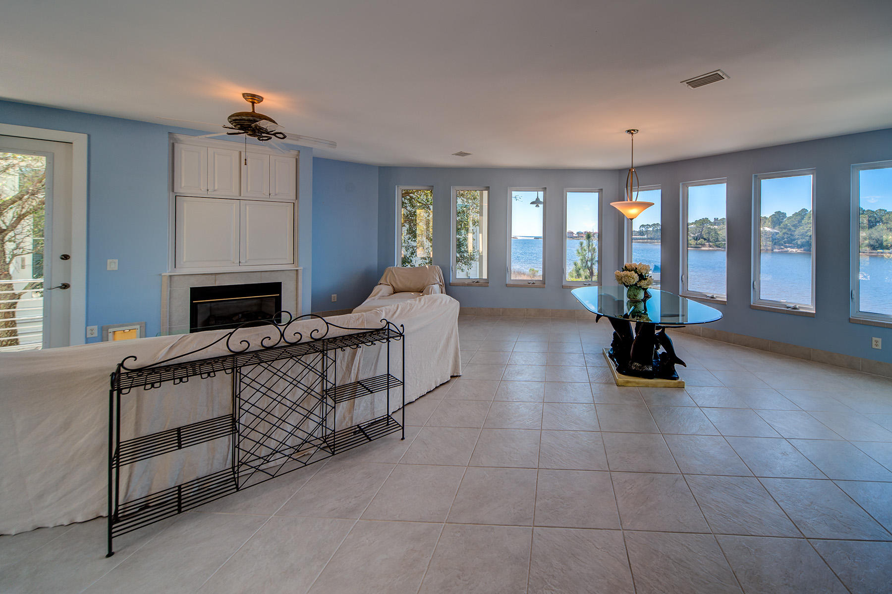 LAKEWOOD POINTE ESTATES - Residential