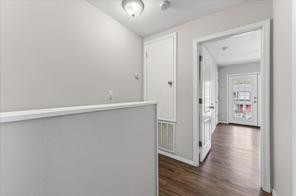 SHAY LIN - Residential