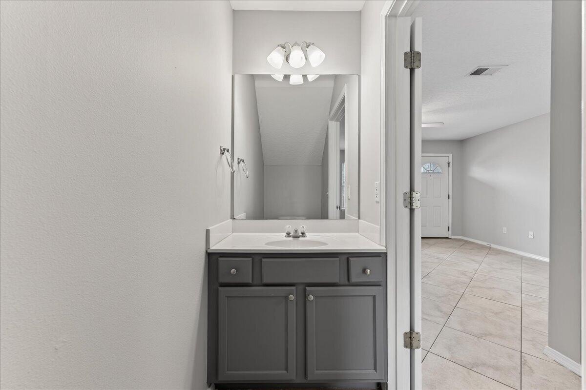 SHAY LIN - Residential