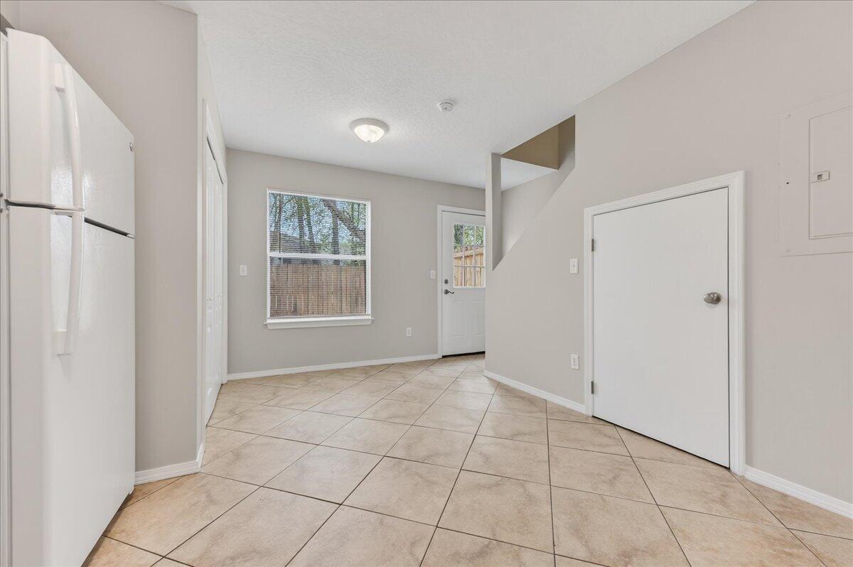 SHAY LIN - Residential