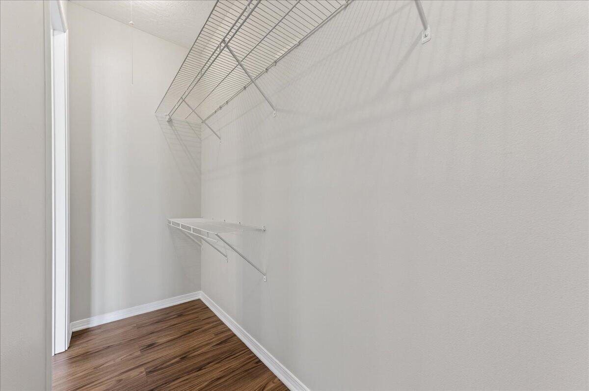 SHAY LIN - Residential