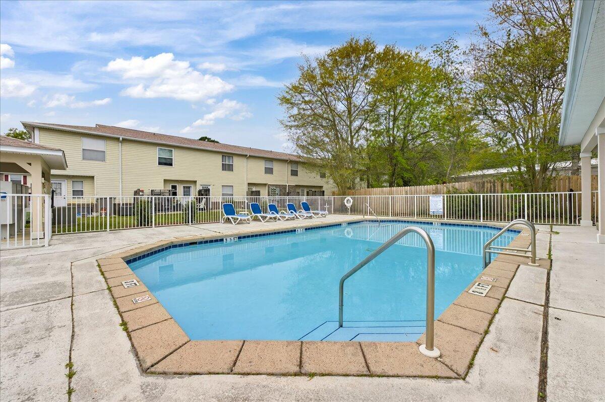 SHAY LIN - Residential