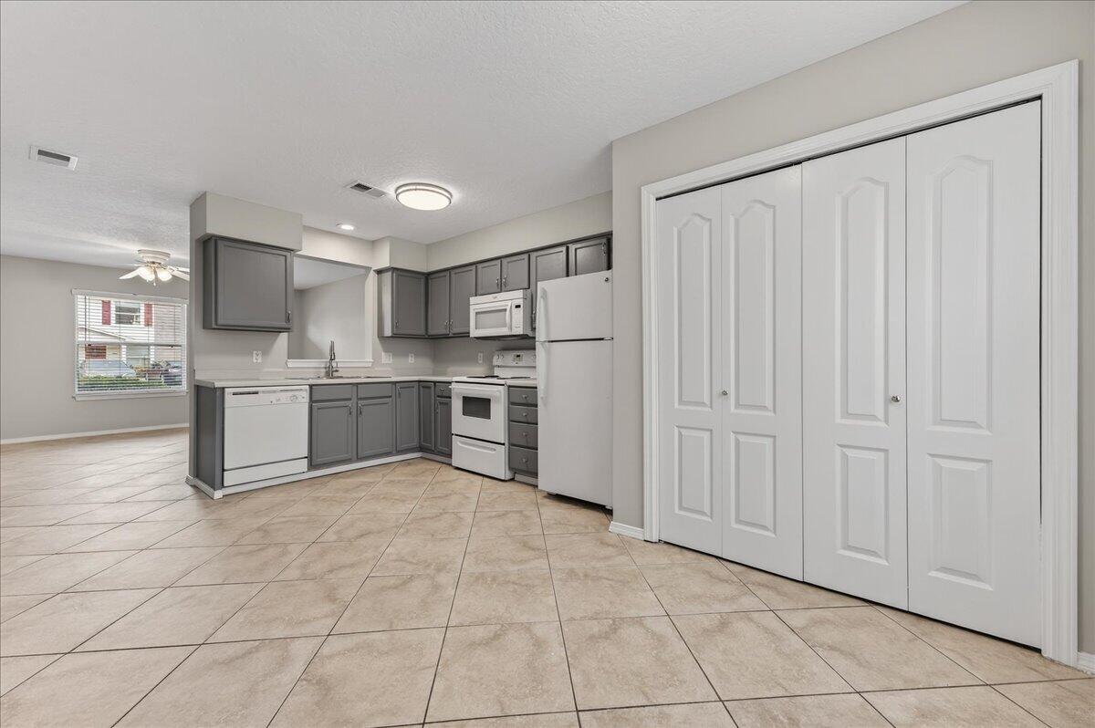 SHAY LIN - Residential