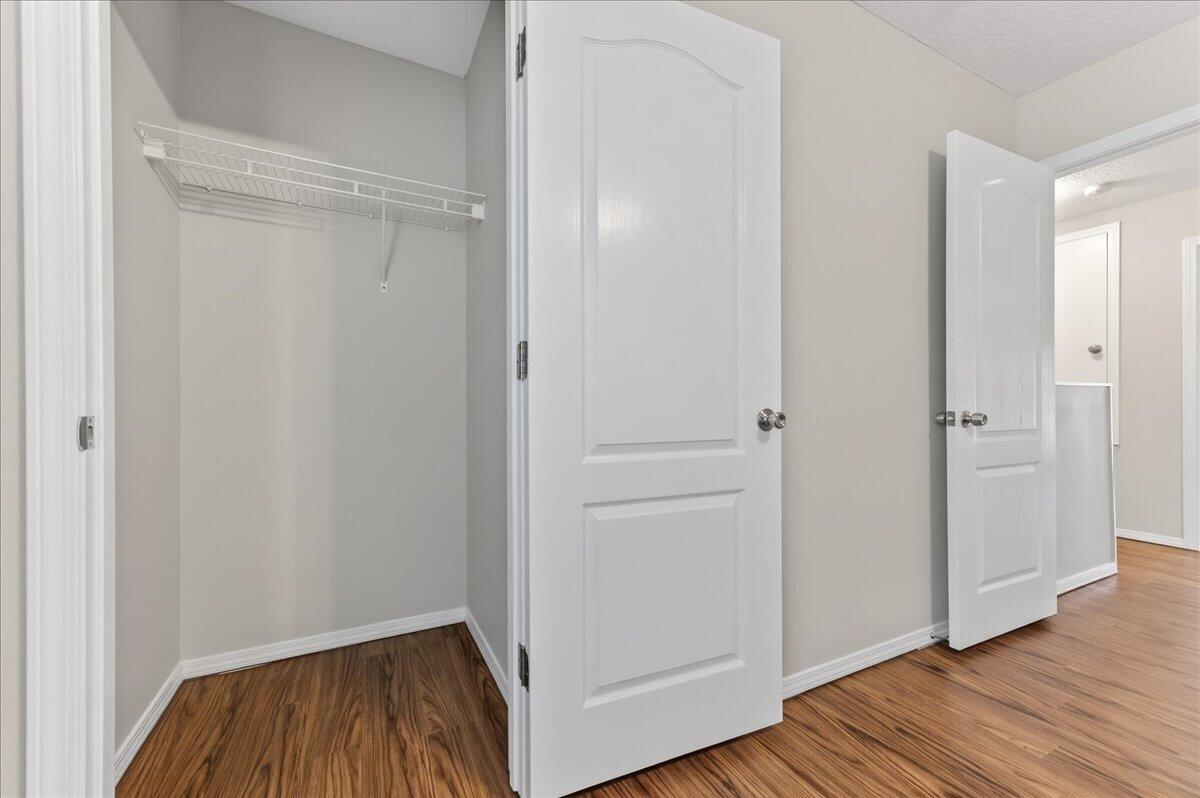 SHAY LIN - Residential