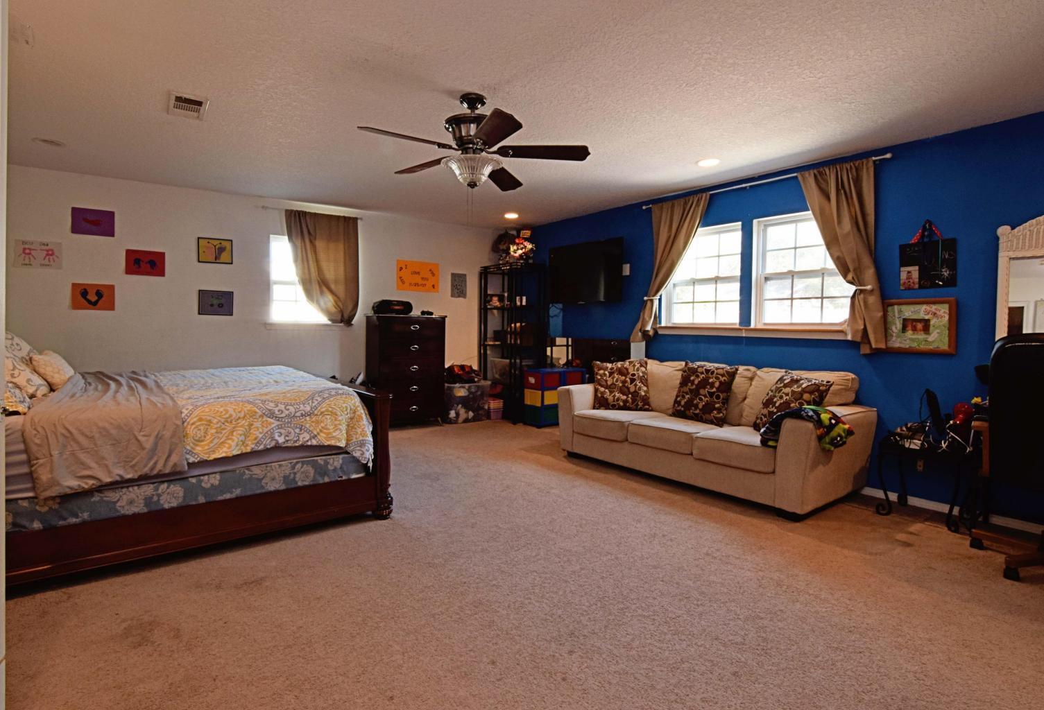 Pine Crest - Residential