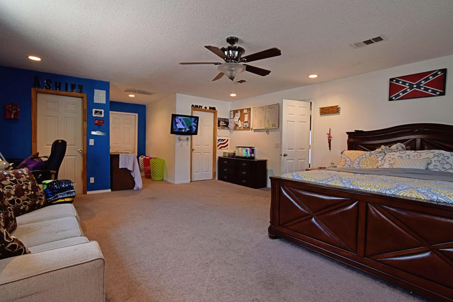 Pine Crest - Residential