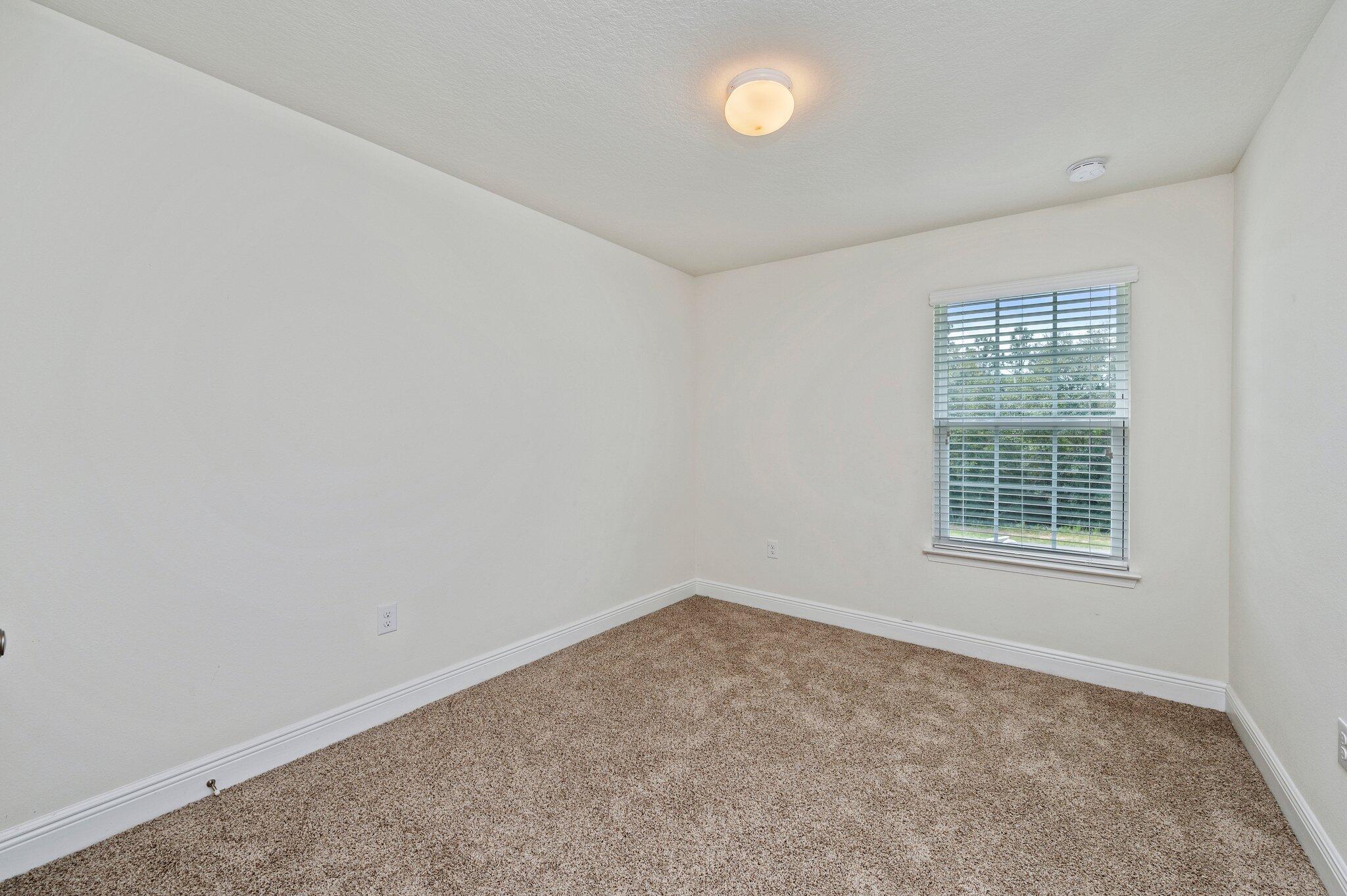 IRON HORSE T/H PH 1 - Residential Lease