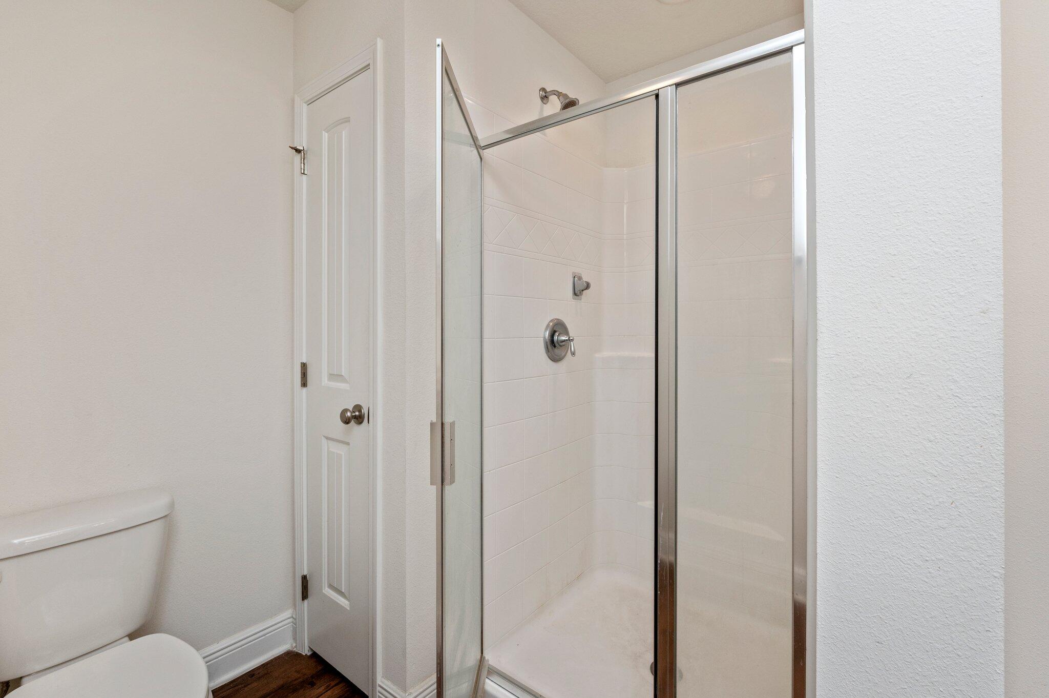 IRON HORSE T/H PH 1 - Residential Lease