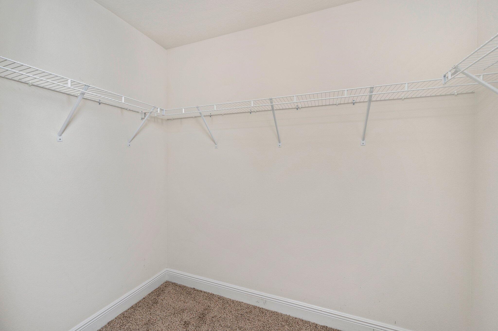 IRON HORSE T/H PH 1 - Residential Lease