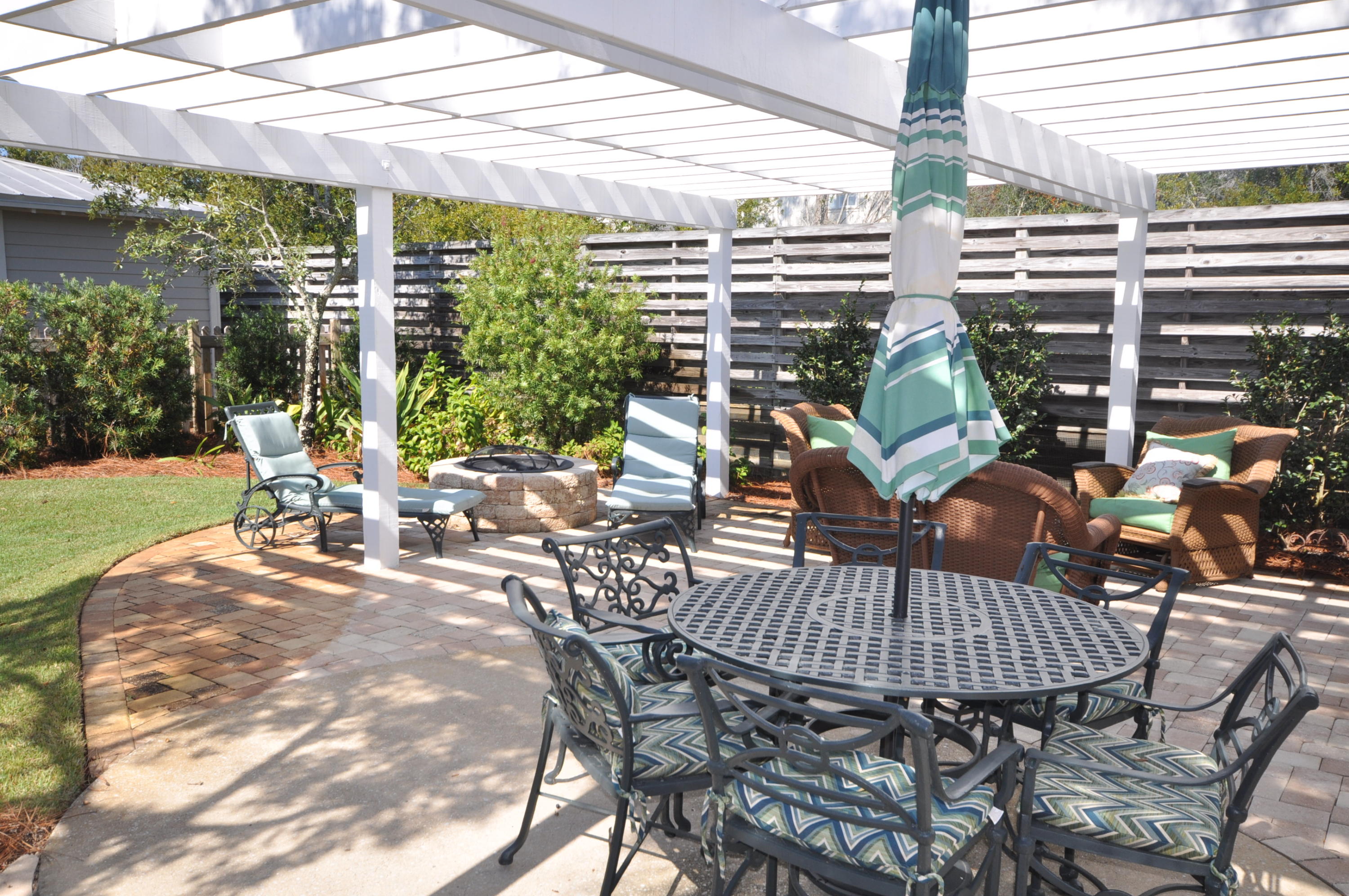 CRYSTAL LAKE AT SANDESTIN - Residential